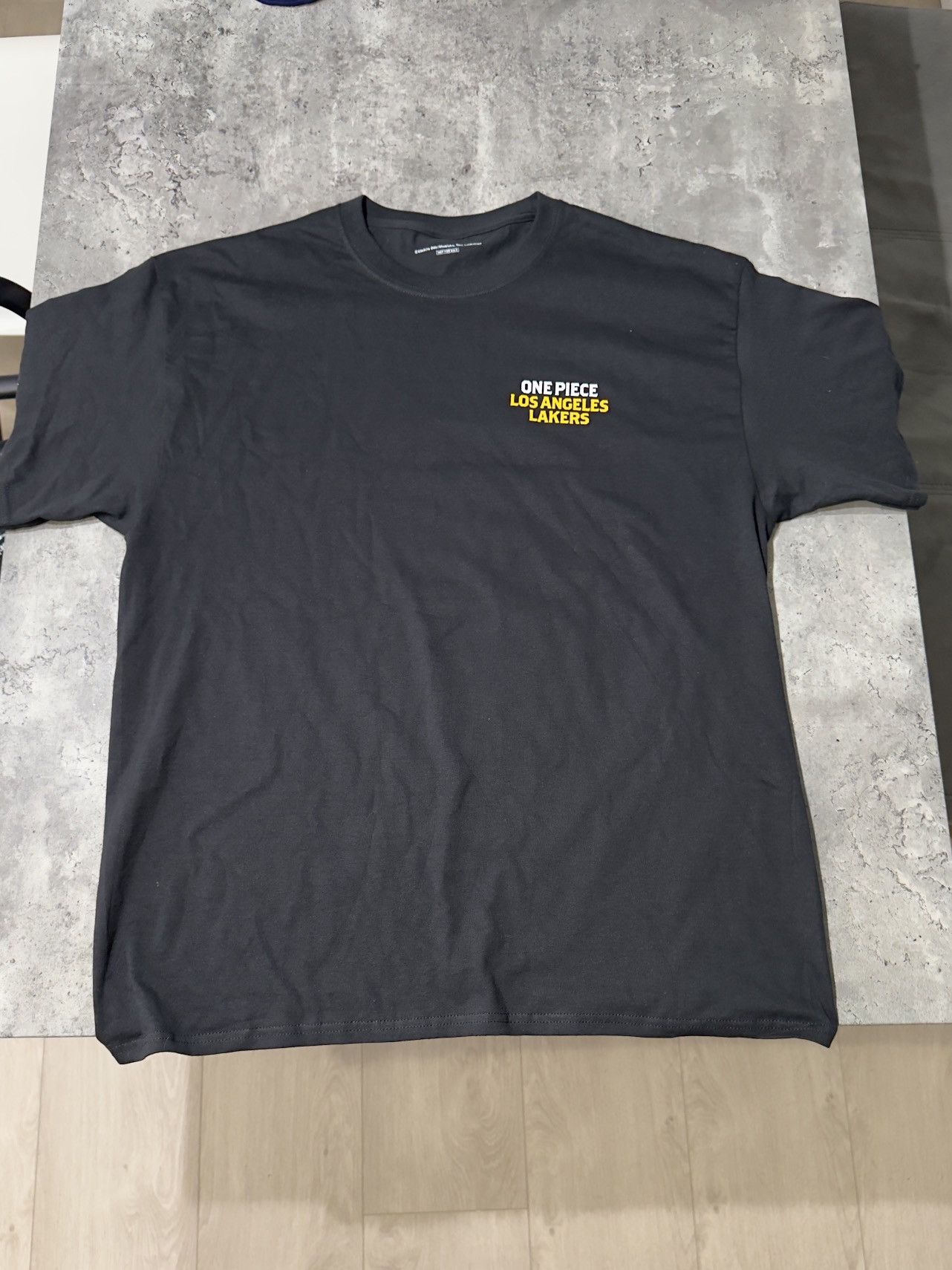 NBA Lakers x One Piece Collab Shirt 2/28/25 Size US XL / EU 56 / 4 - 1 Thumbnail
