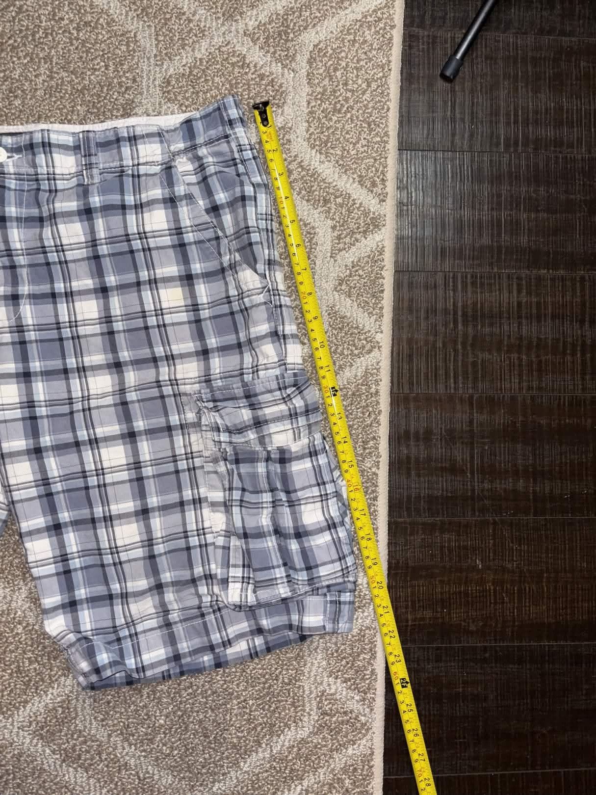 Old Navy Y2K Baggy Old Navy Plaid Cargo Shorts Size US 36 / EU 52 - 5 Thumbnail