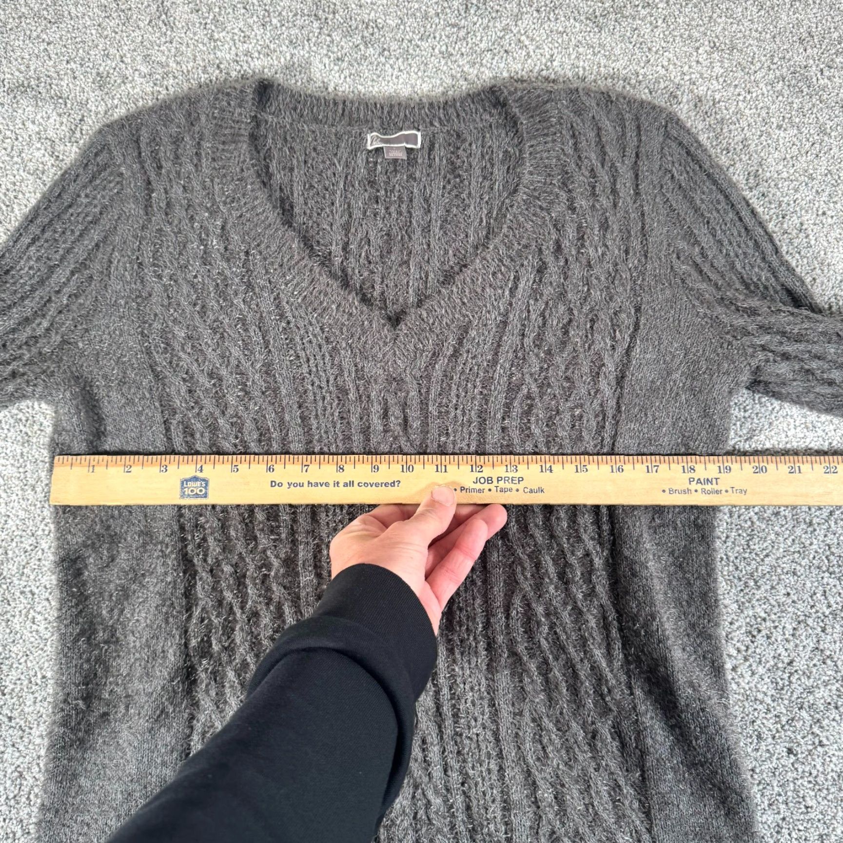 Vintage Chelsea28 Sweater Womens Large V-Neck Cable-Knit Cashmere Wool Blend Gray Pullover, Regular Fit, Soft Fuzzy Knit, Long Sleeve, Casual Size L / US 10 / IT 46 - 5 Thumbnail