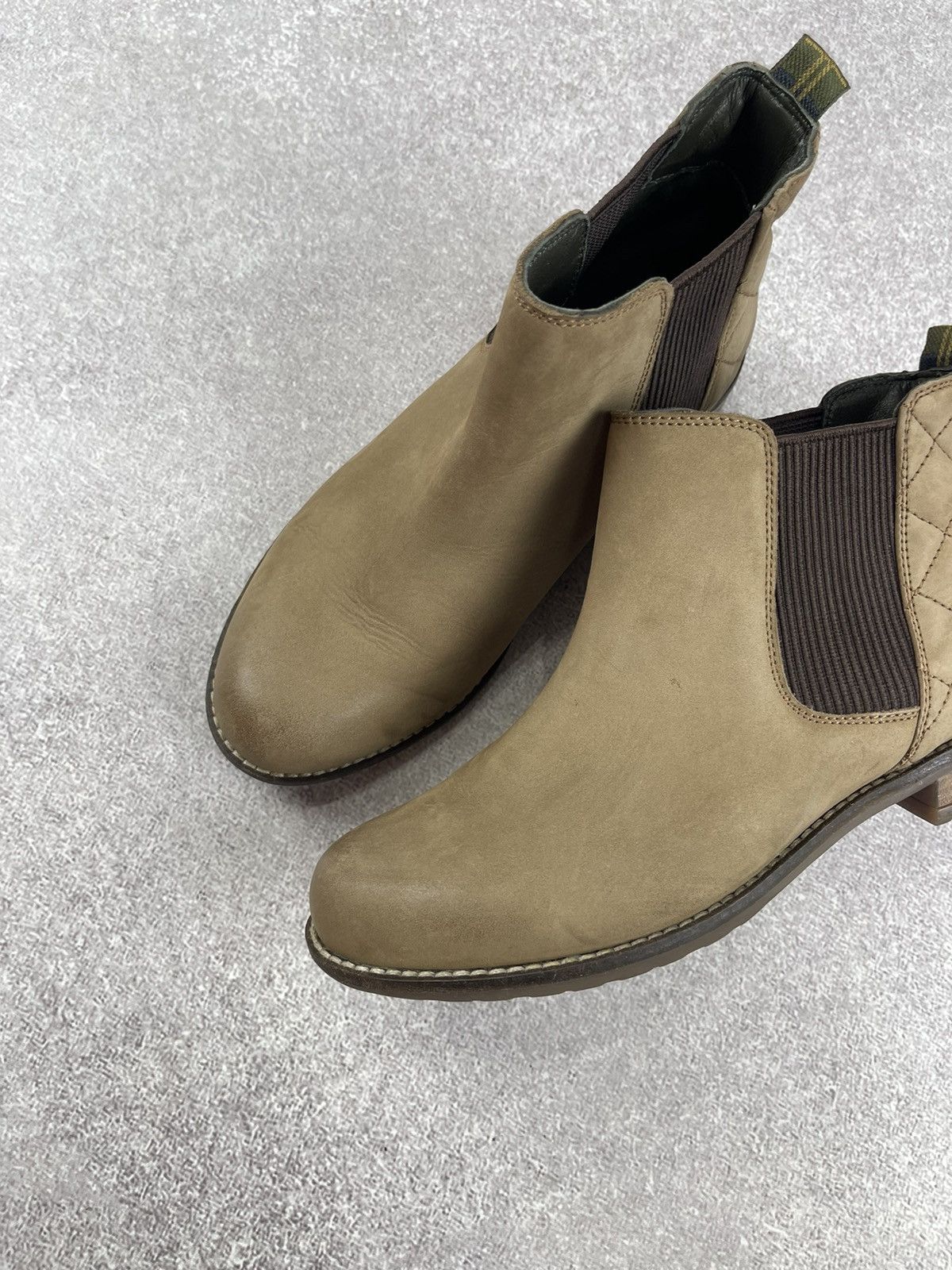 Barbour Barbour Abigail Quilt Chelsea Mid Ankle Leather Boots Size US 6.5 / IT 36.5 - 2 Thumbnail