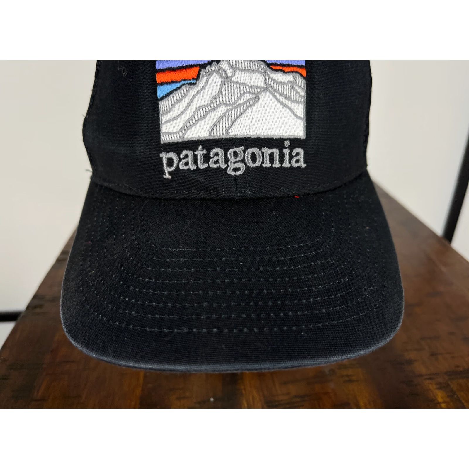 Patagonia Patagonia Hat Cap Snap Back Adult One Size Black Gray Fitz Roy Embroider Trucker Size ONE SIZE - 3 Thumbnail