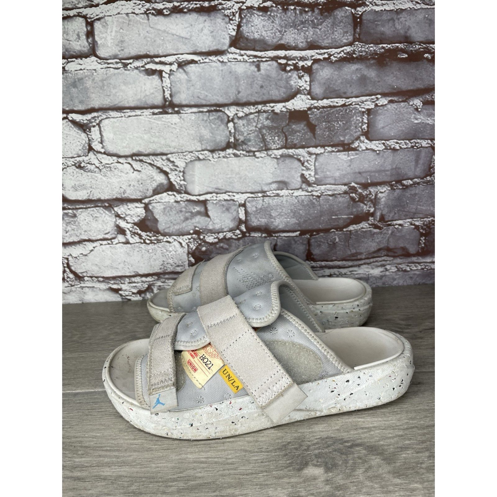 Jordan Brand Air Jordan Crater SP Union LA Grey Slide Strap Sandals Men 7 Size US 7 / EU 40 - 17 Thumbnail