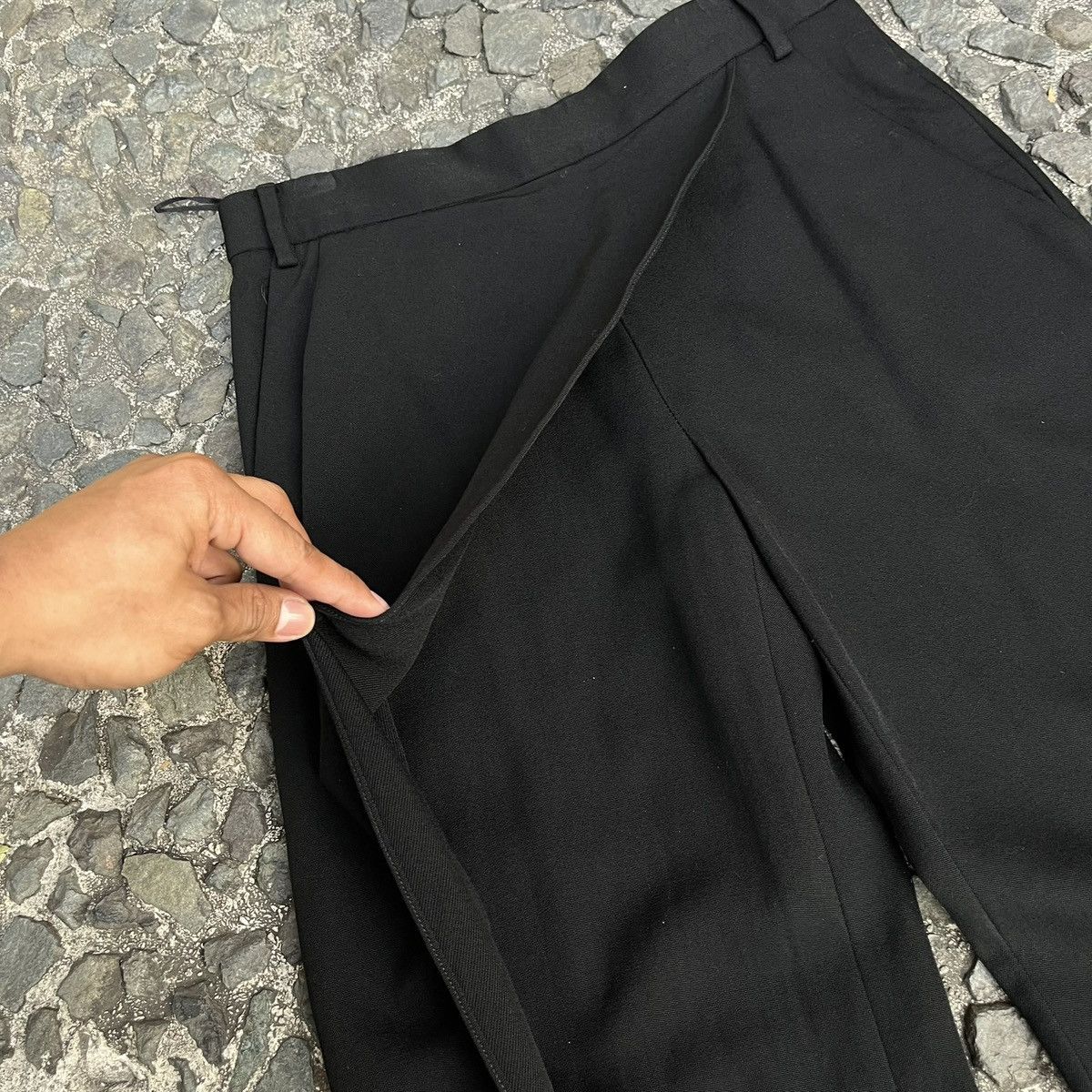 Givenchy Givenchy FW2009 Asymmetric Overlay Tailored Trousers Size 26" / US 2 / IT 38 - 6 Thumbnail