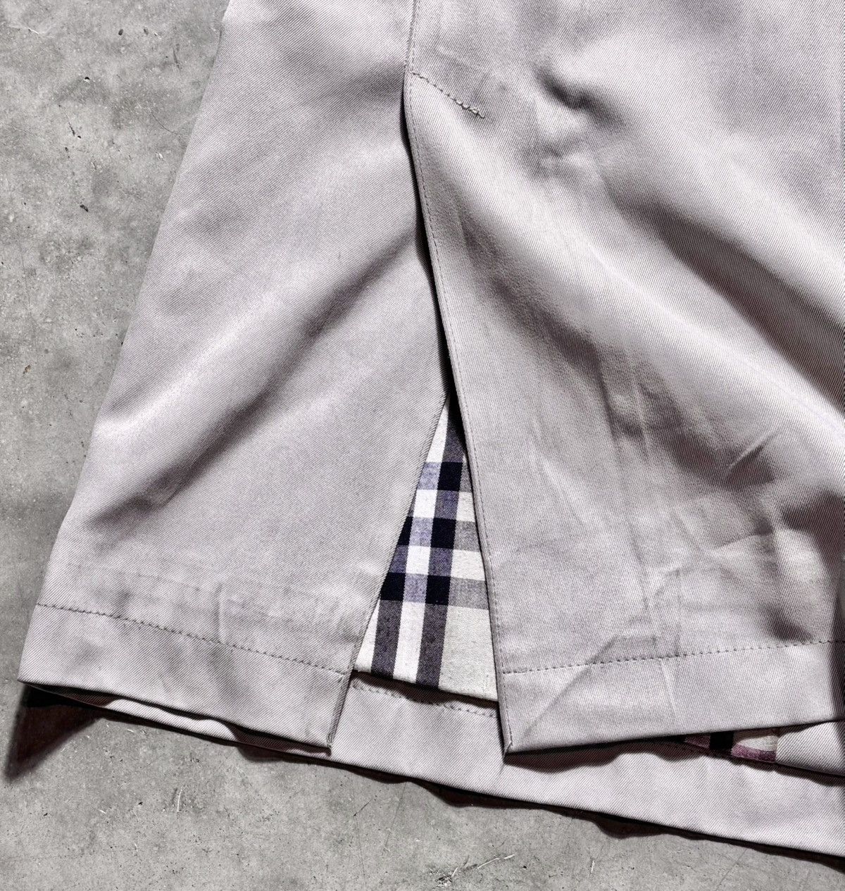 Burberry × Vintage Vintage Women’s Burberry London Nova Check Coat Size 34 Size XXS / US 00 / IT 34 - 12 Thumbnail