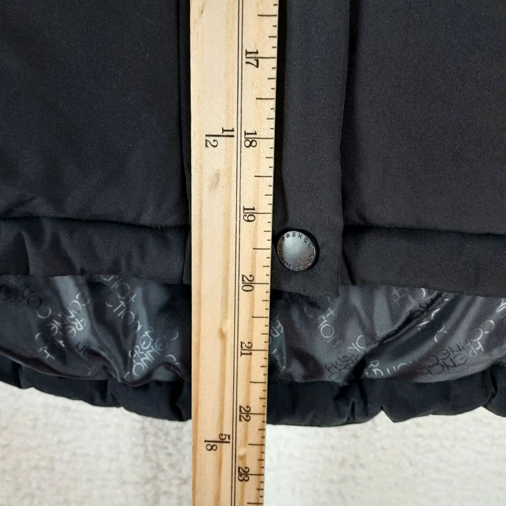 French Connection French Connection Puffer Vest Hooded Insulated Black Women S Small Outerwear, Casual Winter Fall Spring, Polyester Shell, Regular Fit, Vest Size S / US 4 / IT 40 - 7 Thumbnail