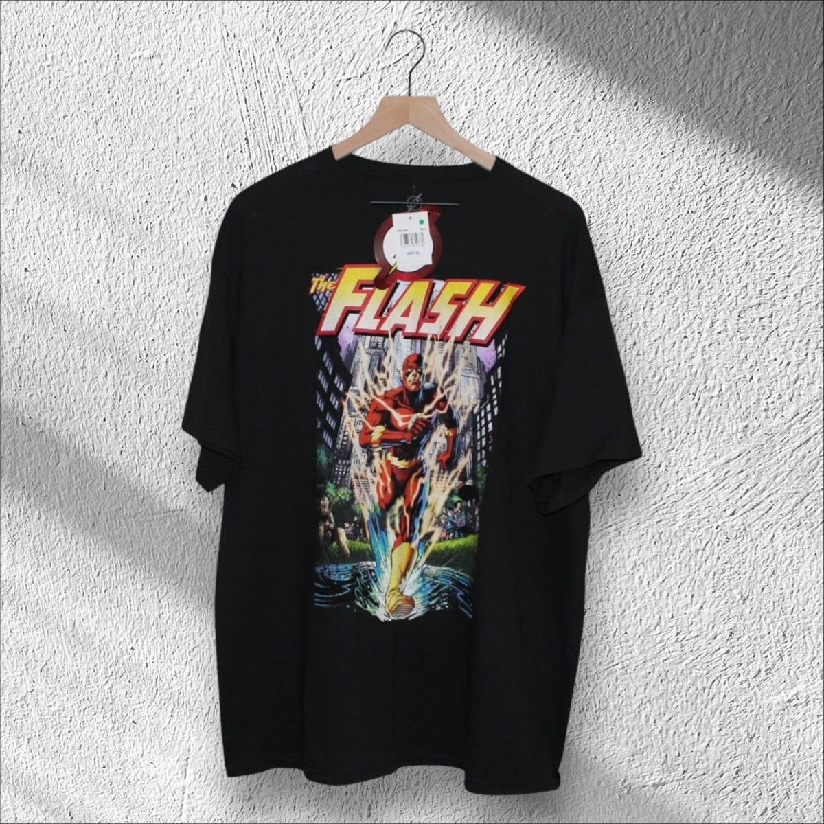 DC Comics The Flash DC Comics Shirt XL Size US XL / EU 56 / 4 - 1 Thumbnail