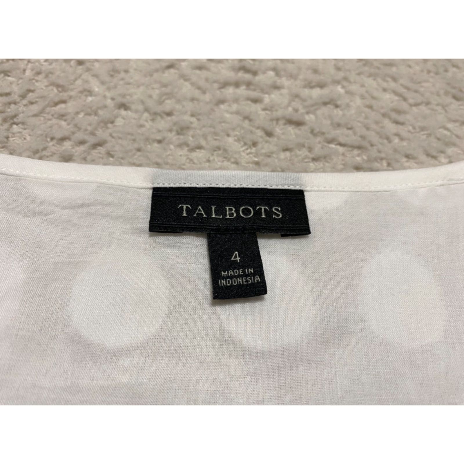 Talbots VINTAGE Talbots Womens Top 4 White Geometric Sleeveless Pullover Cotton Round Neck Blouse Size S / US 4 / IT 40 - 4 Thumbnail