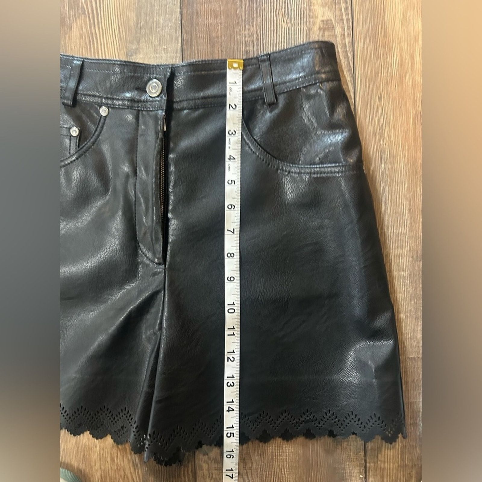 Stella McCartney Stella McCartney Maddox Shorts Black Design Hem 4/38 Size 27" / US 4 / IT 40 - 11 Thumbnail