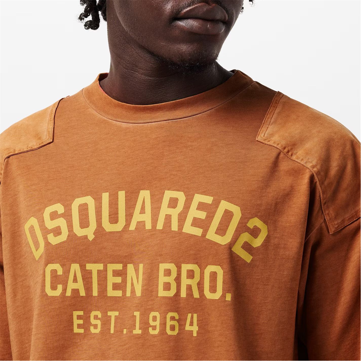 Dsquared2 o1g2r1mq0426 Caten Oversized T-Shirt in Rust Size US XL / EU 56 / 4 - 5 Thumbnail