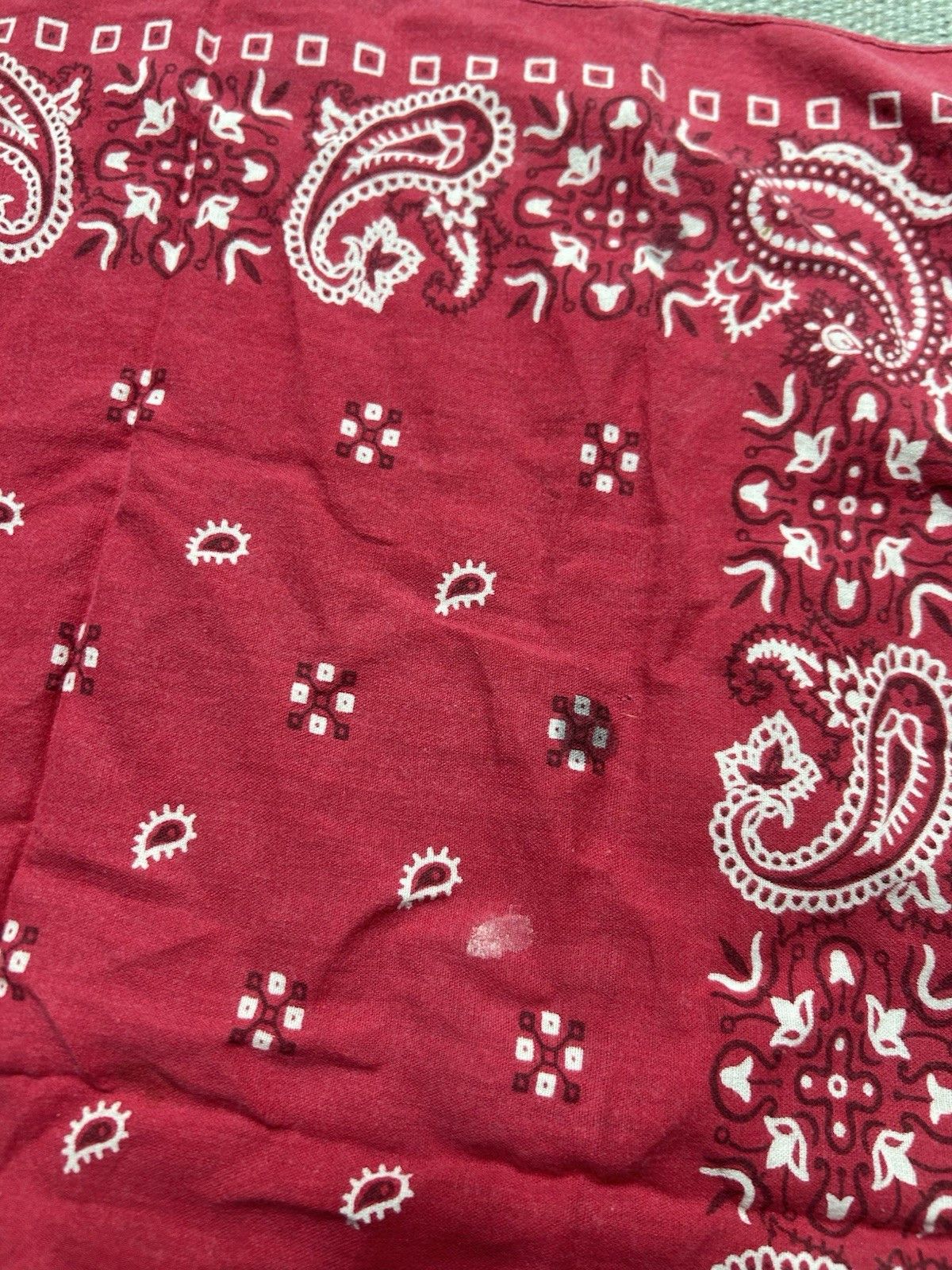 Vintage Vtg cotton bandana handkerchief paisley geometric distre USA Size ONE SIZE - 6 Thumbnail