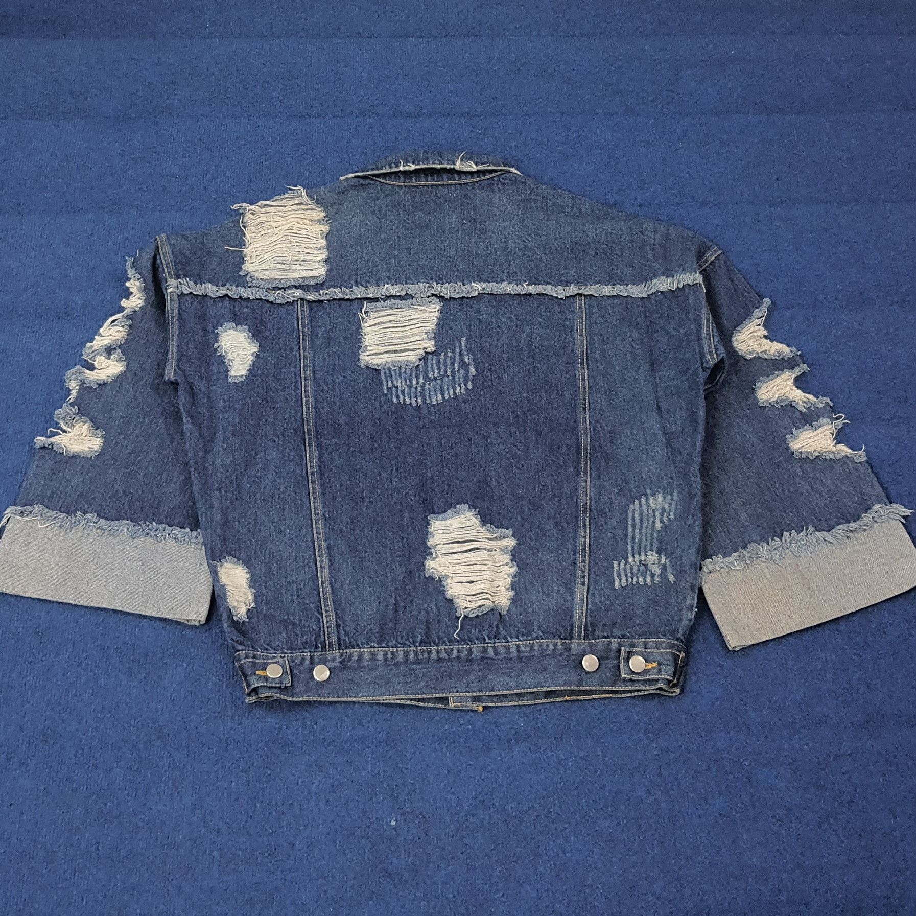 For All To Envy ENVYM Ripped Denim Cropped Sleeve Raw Hem Jacket C266N20 Size US L / EU 52-54 / 3 - 3 Thumbnail