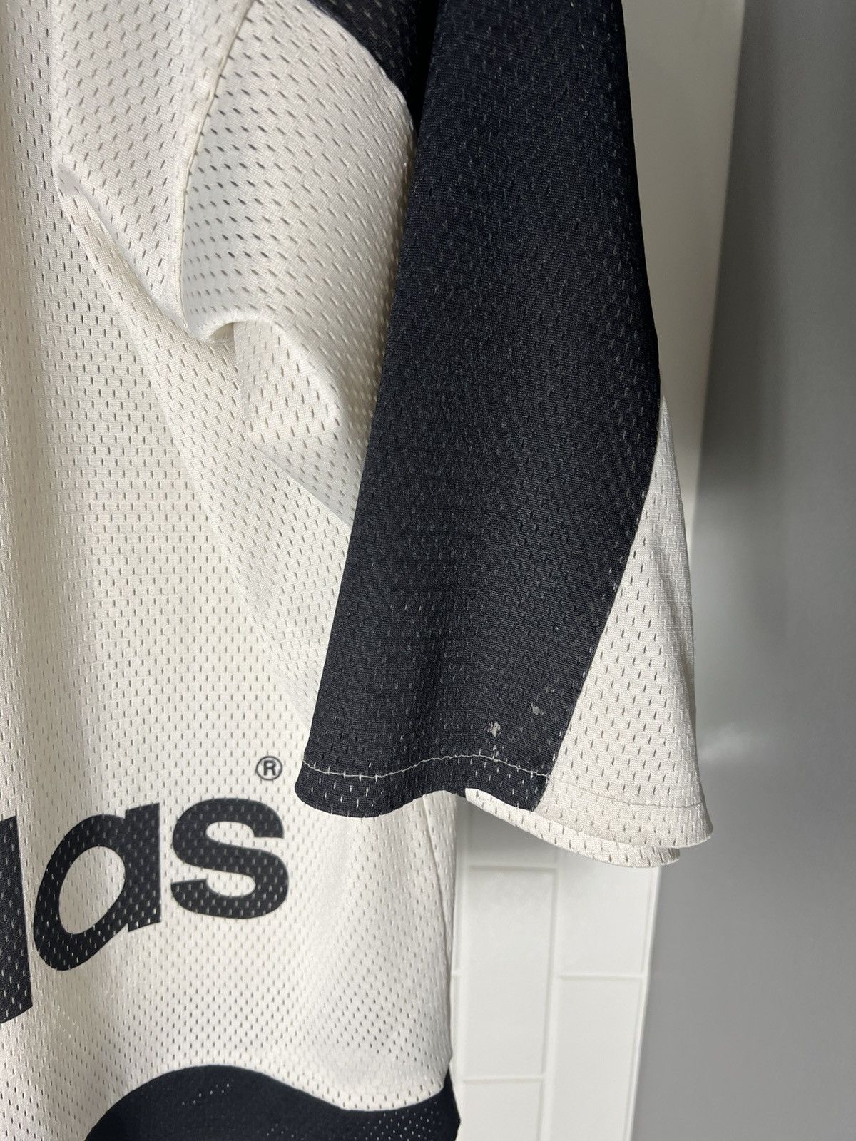 Adidas VINTAGE ADIDAS NEW CASTLE UNITED HOCKEY RETRO JERSEY Y2K 90s Size US S / EU 44-46 / 1 - 12 Thumbnail