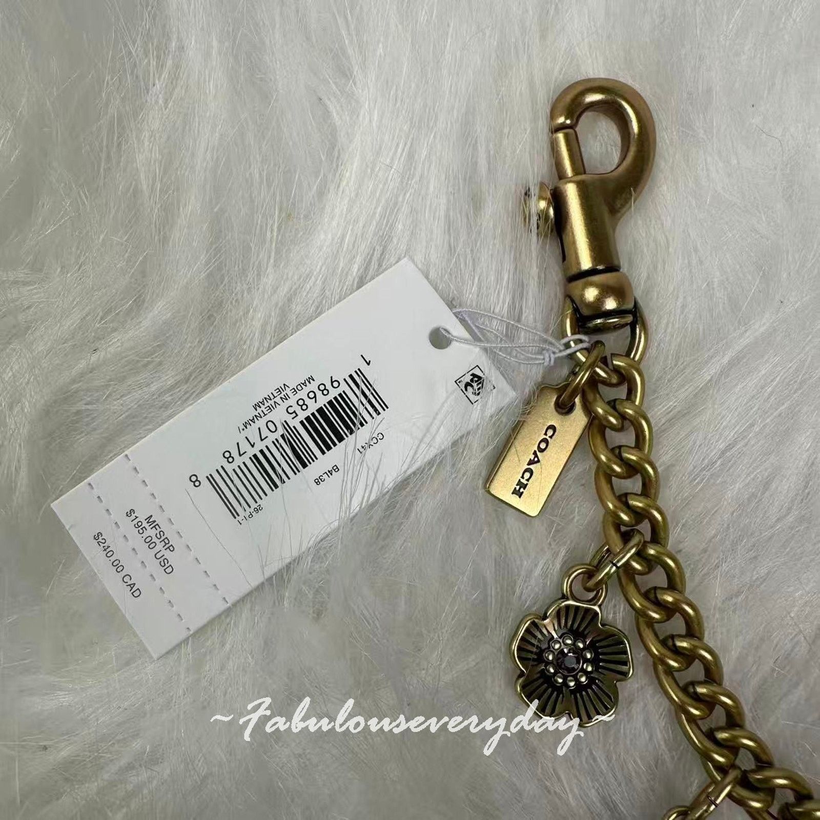 Coach Coach Crystal Motif Chain Bag Charm CCX41 NWT Size ONE SIZE - 6 Thumbnail