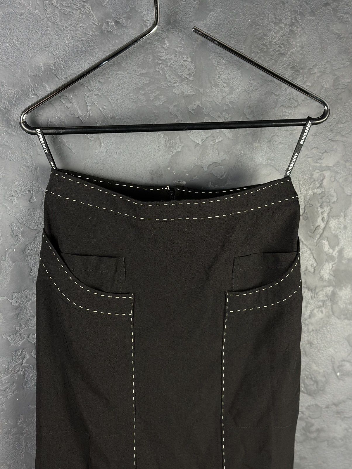 Burberry Women's BURBERRY London Skirt Luxury Size 38 Size 27" / US 4 / IT 40 - 4 Thumbnail