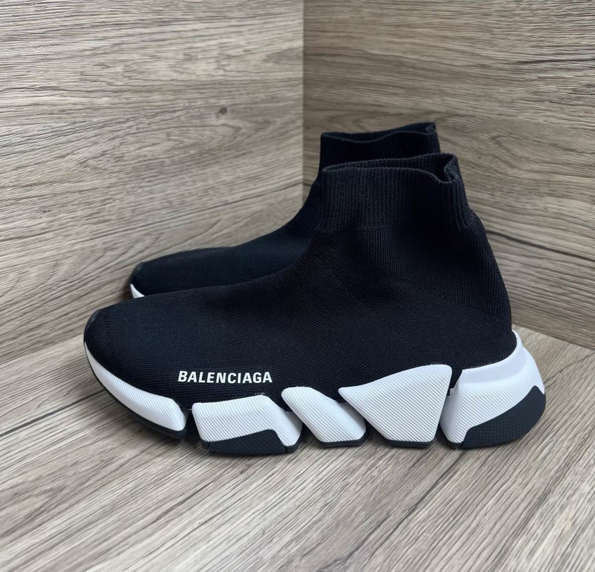 Balenciaga Balenciaga Speed 2.0 Black Knit Sock Sneakers J41 Size US 6 / IT 36 - 1 Thumbnail