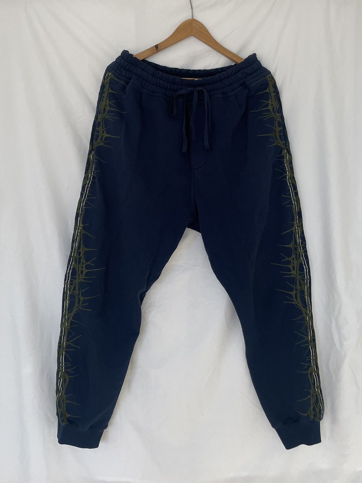 thorn embroidered cotton sweatpants