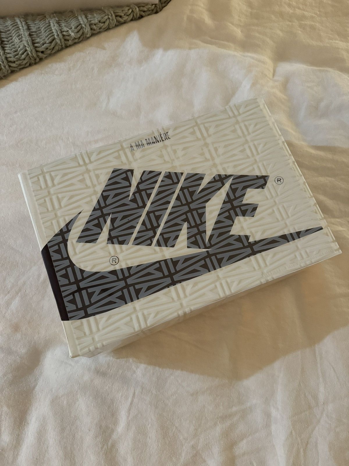 A Ma Maniere × Jordan Brand Air Jordan 1 High OG ‘Airness’ x A Ma Maniere Size US 9.5 / EU 42-43 - 7 Thumbnail