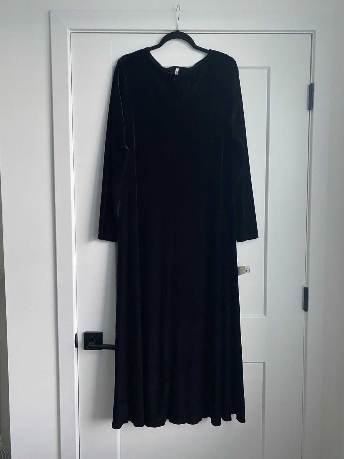 Other White Stag Black Velvet Maxi Dress Long Sleeve XL NWT Size XL / US 12-14 / IT 48-50 - 2 Thumbnail