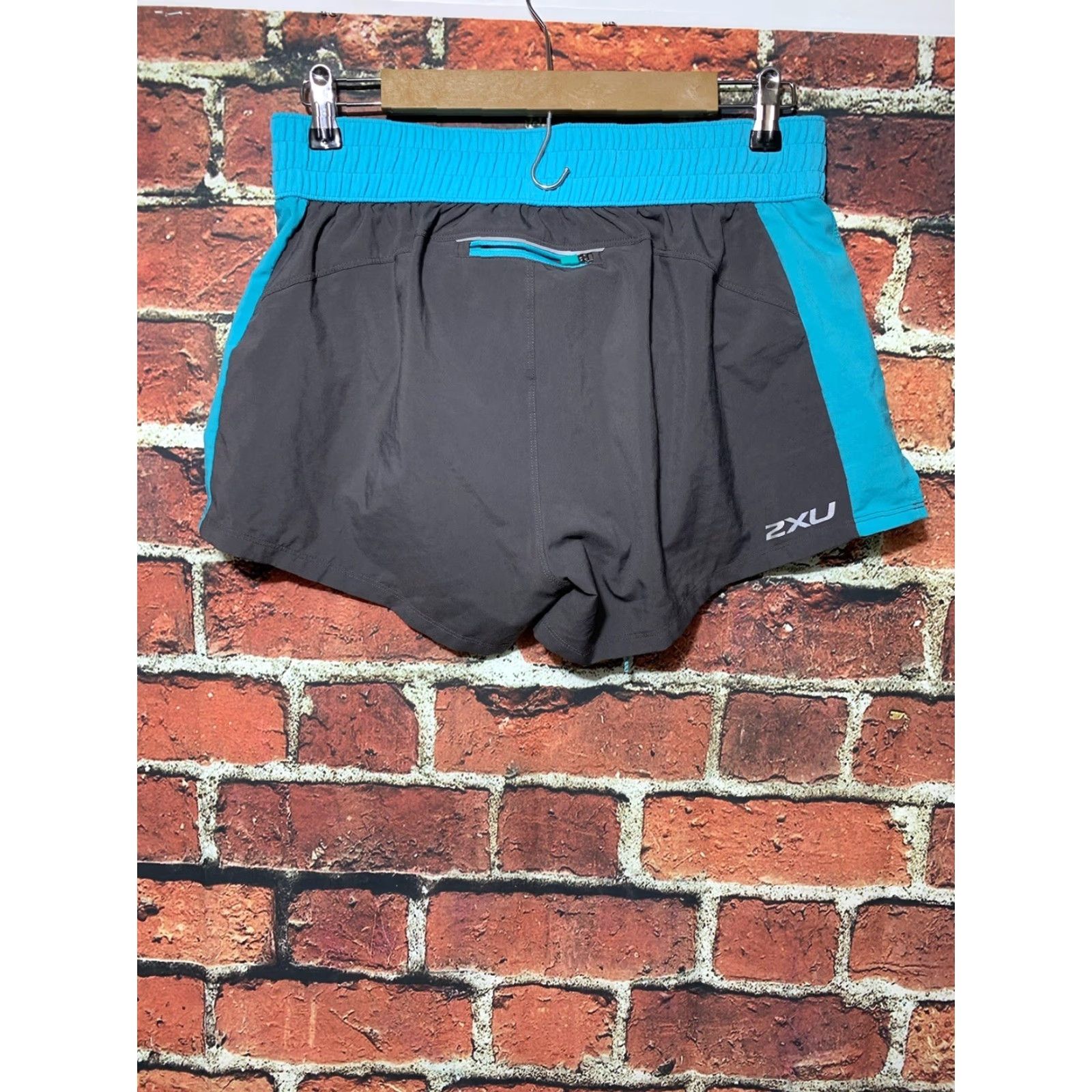 2XU 2XU Womens Blue Gray Shorts XL Athletic Shirt Size 40" / US 18 - 3 Thumbnail