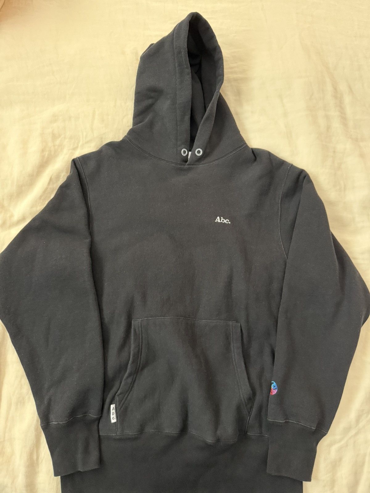Limited Advisory Board Crystals x Guess men's hoodie – INA