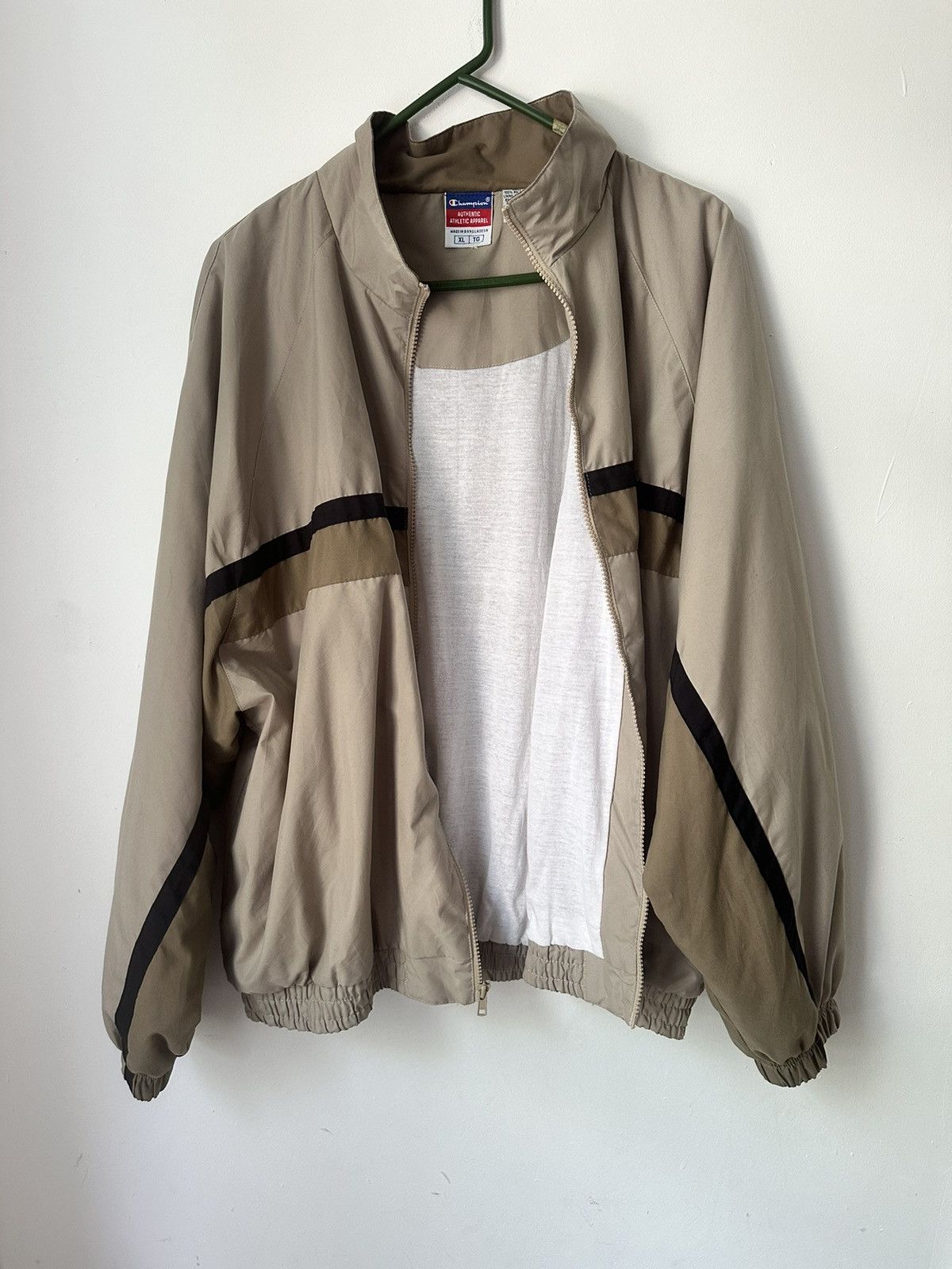 Champion Vintage Champion Jacket Size US XL / EU 56 / 4 - 5 Thumbnail