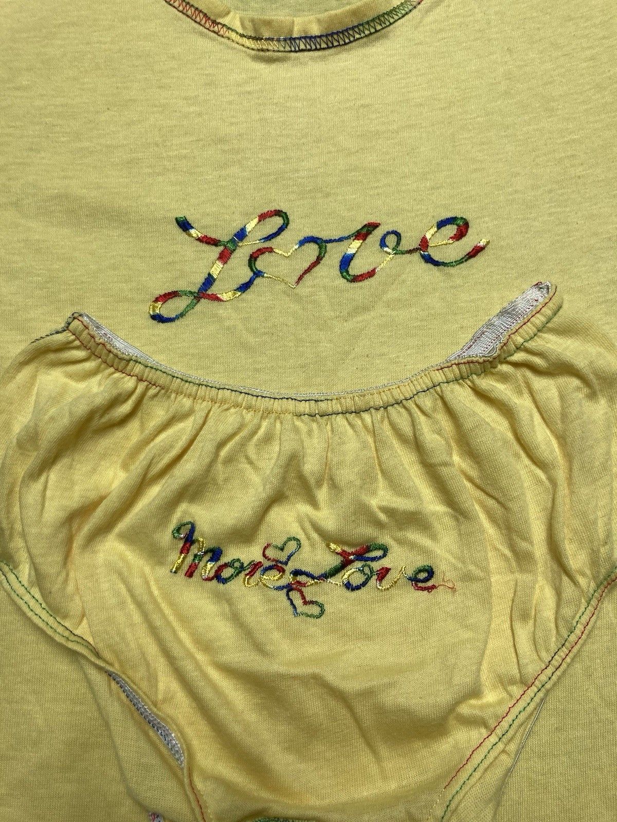 Vintage 70s t shirt & underwear set women’s briefs love rainbow L Size L / US 10 / IT 46 - 2 Thumbnail