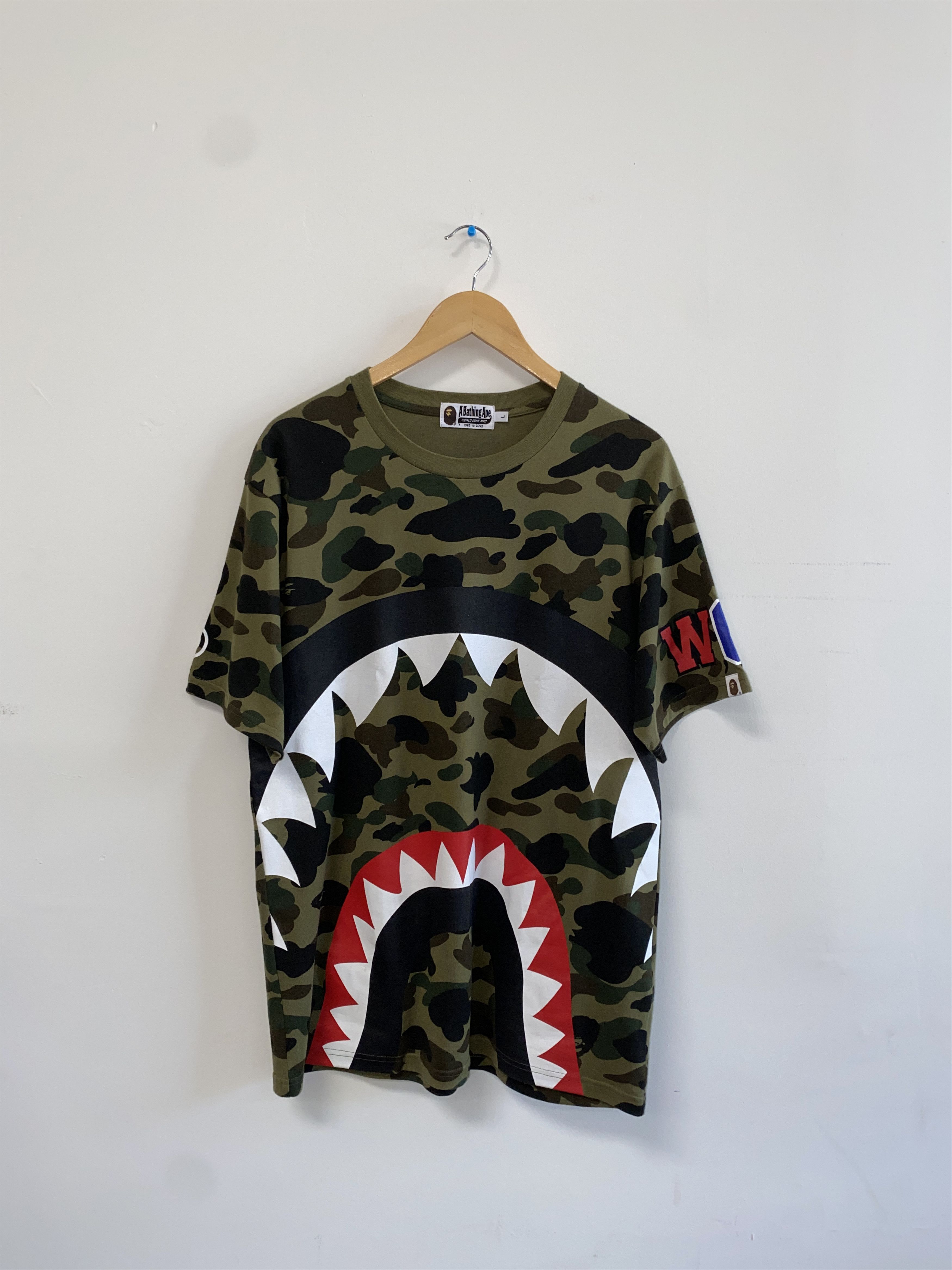 Bape A Bathing Ape 1st Camo Big Shark Tee (Shark 8) - Green Camo Size US L / EU 52-54 / 3 - 1 Thumbnail