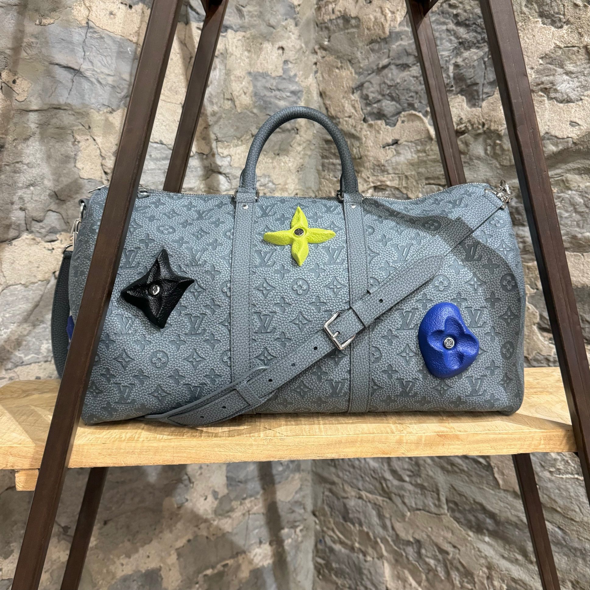 Louis Vuitton Louis Vuitton FW22 Grey Taurillon Climbing Keepall 55 Size ONE SIZE - 1 Thumbnail