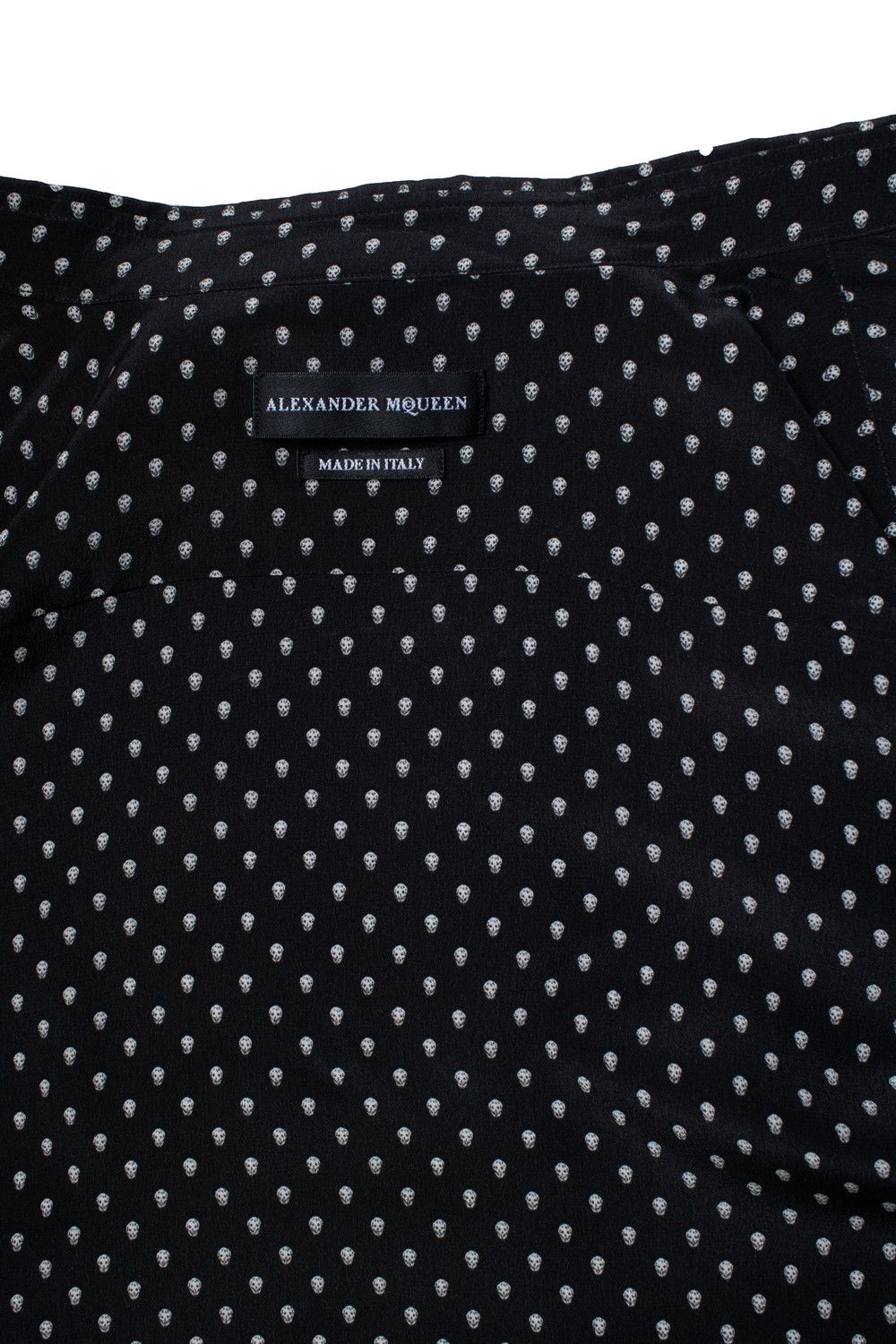 Alexander McQueen Alexander McQueen, Black skull printed silk shirt Size US L / EU 52-54 / 3 - 6 Thumbnail