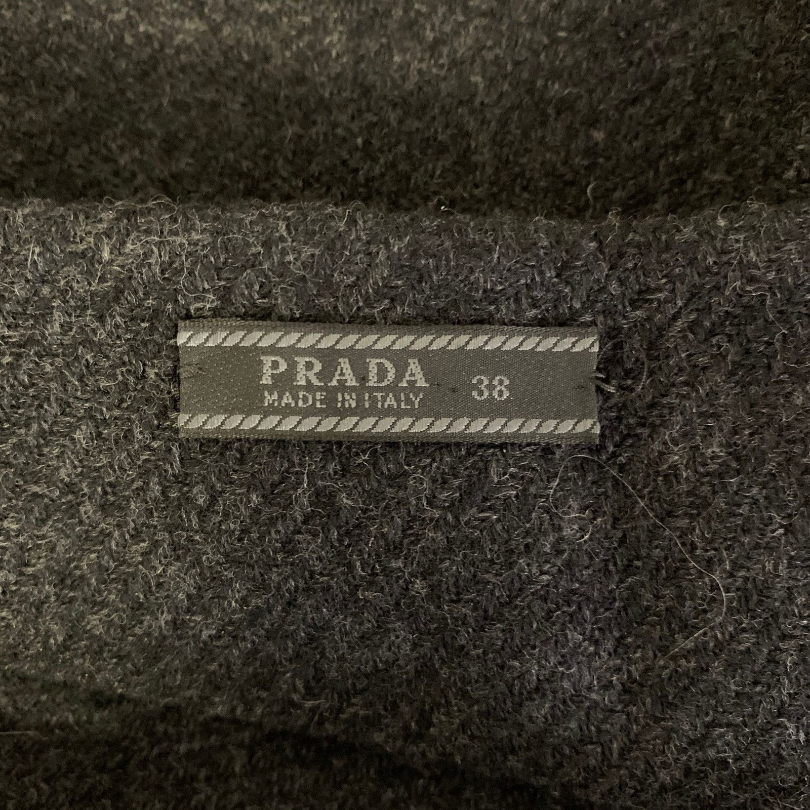 Prada PRADA Size 2 Grey Dark Grey Wool Blend Mini Skirt Size 26" / US 2 / IT 38 - 3 Thumbnail