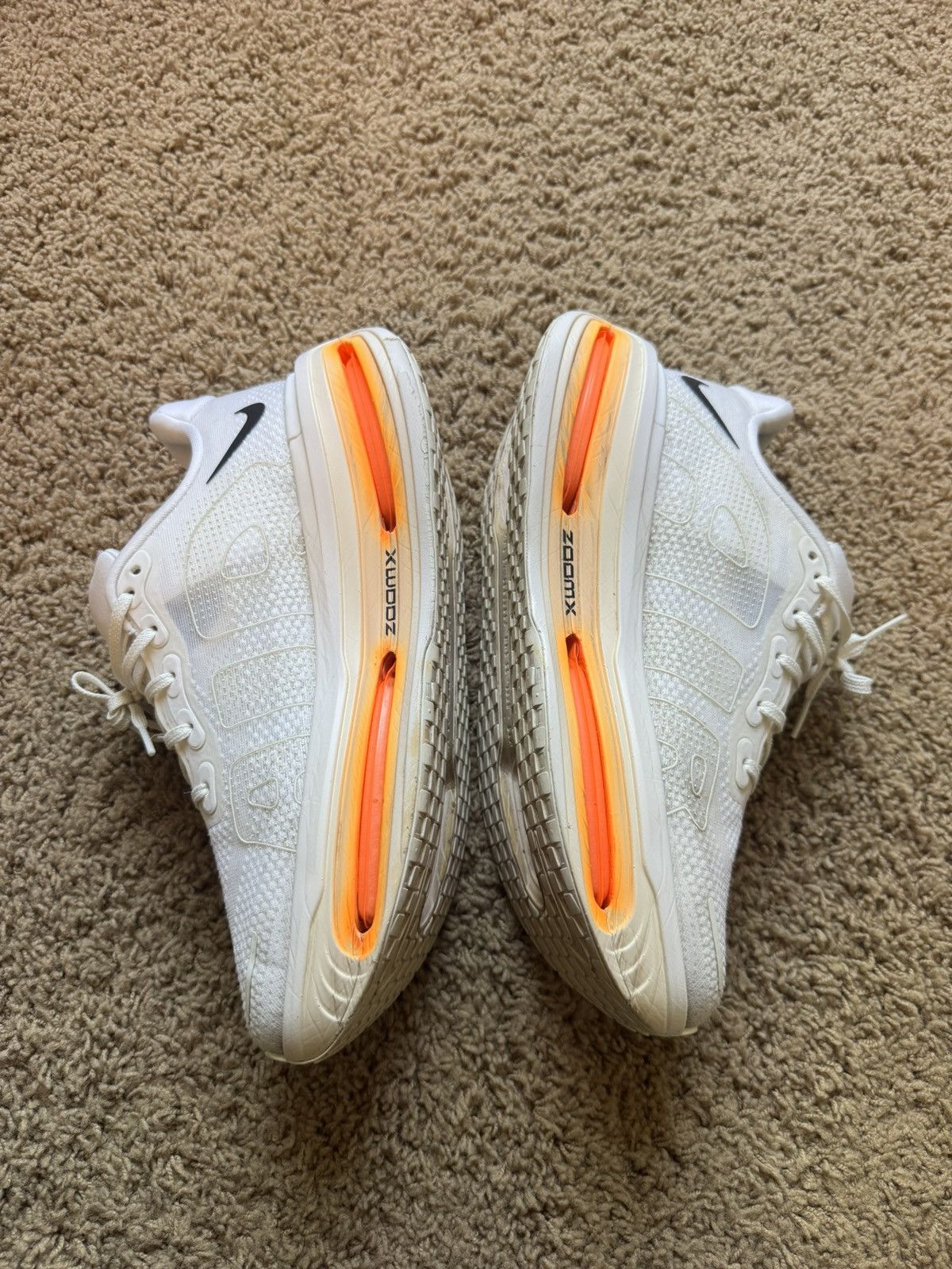 Nike Nike Vomero Premium coconut orange size 10.5 Size US 10.5 / EU 43-44 - 3 Thumbnail