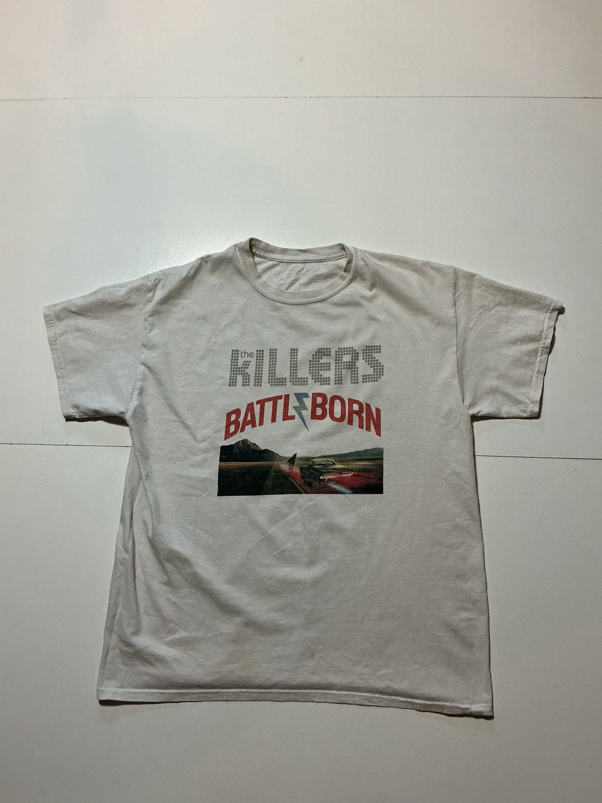Band Tees The Killers Battle Born Album Rock Band Alternative T-Shirt Size US M / EU 48-50 / 2 - 1 Thumbnail
