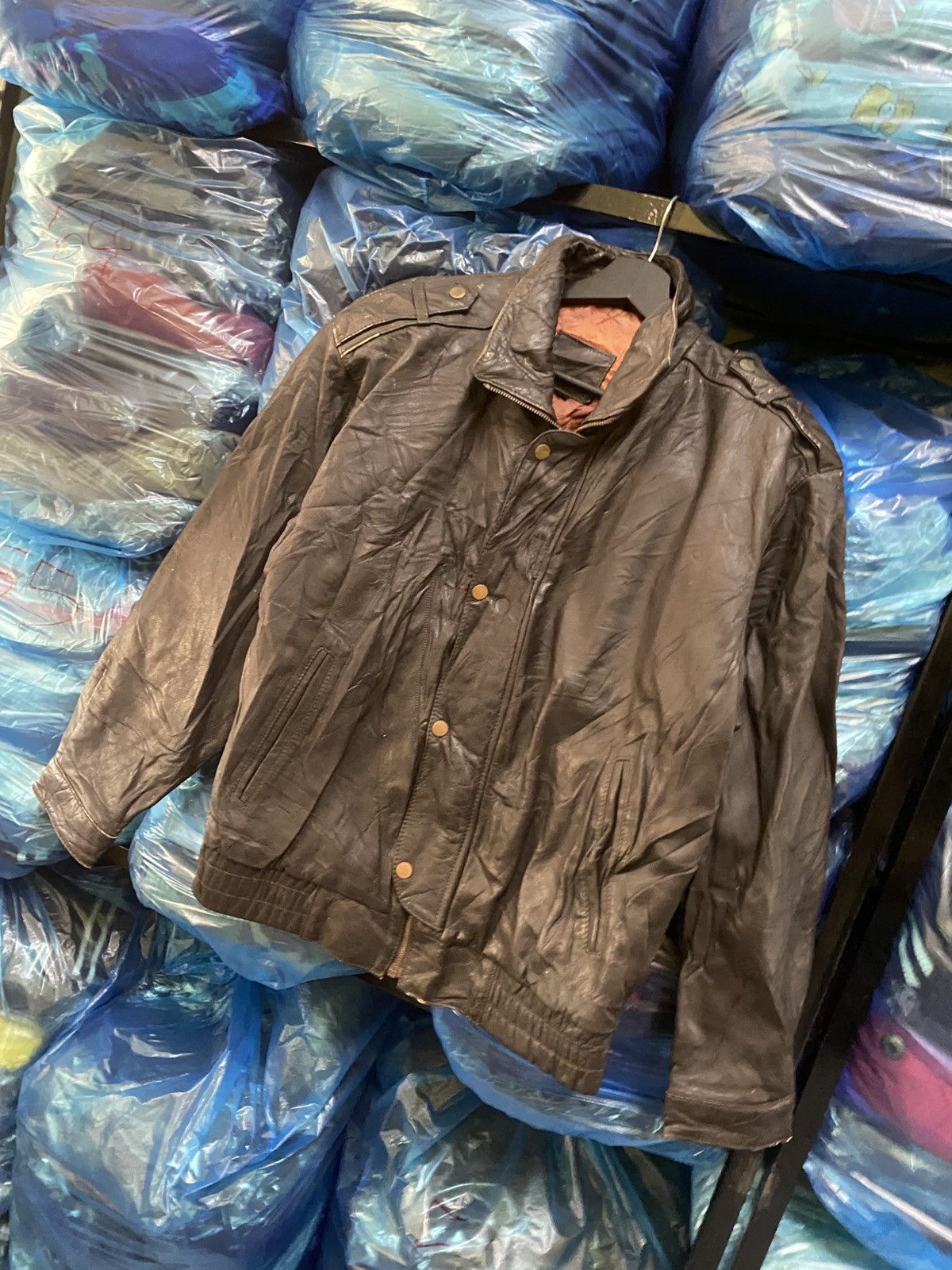 Other Vintage Black Leather Bomber Jacket with Epaulettes Size US M / EU 48-50 / 2 - 2 Thumbnail
