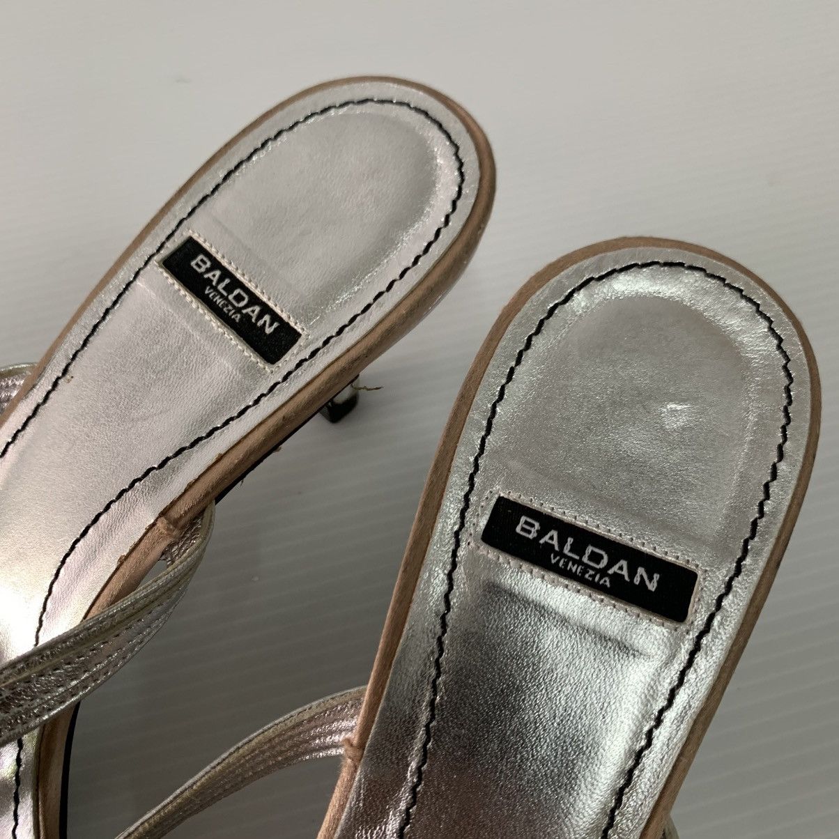 Designer 💥‼️FAST SALE‼️💥Authentic BALDAN VENEZIA LEATHER HEELS Size US 7 / IT 37 - 3 Thumbnail