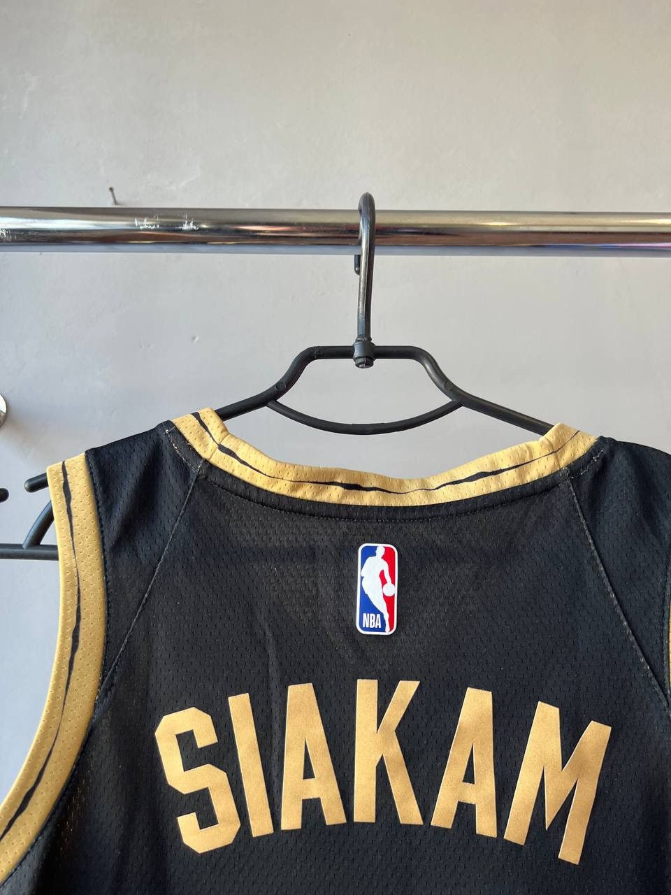NBA 2020 TORONTO RAPTORS #43 SIAKAM SWINGMAN BASKETBALL JERSEY Size US M / EU 48-50 / 2 - 13 Thumbnail