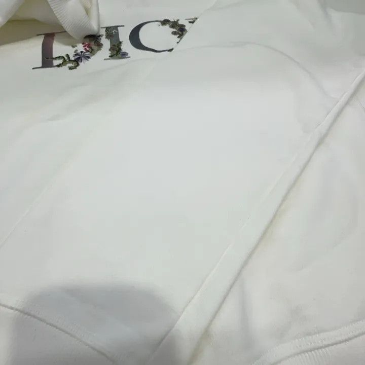 Dior Dior Dior SS21 Floral Logo Embroidered Sweatshirt 0079-250 Size US M / EU 48-50 / 2 - 5 Thumbnail