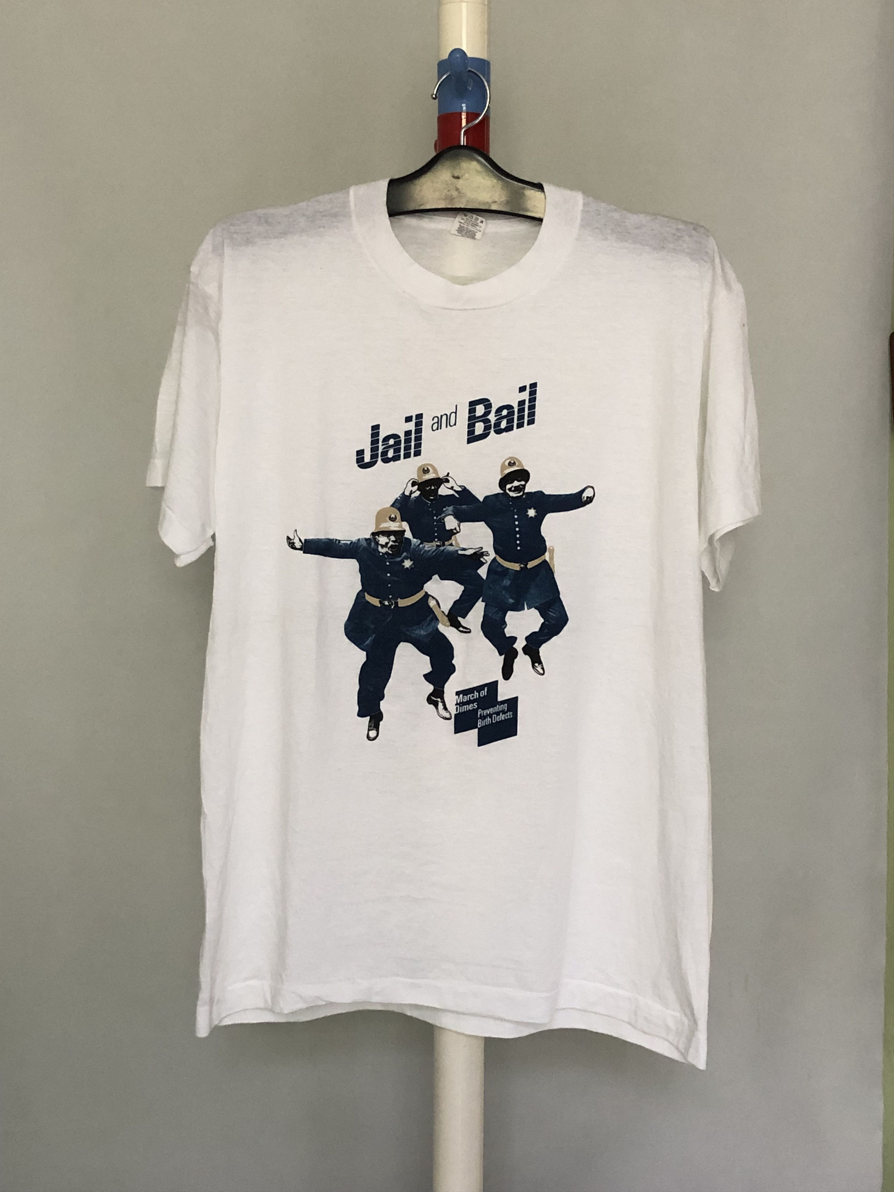 Vintage Vintage 90s Jail And Bail Tshirt Size US XL / EU 56 / 4 - 1 Thumbnail