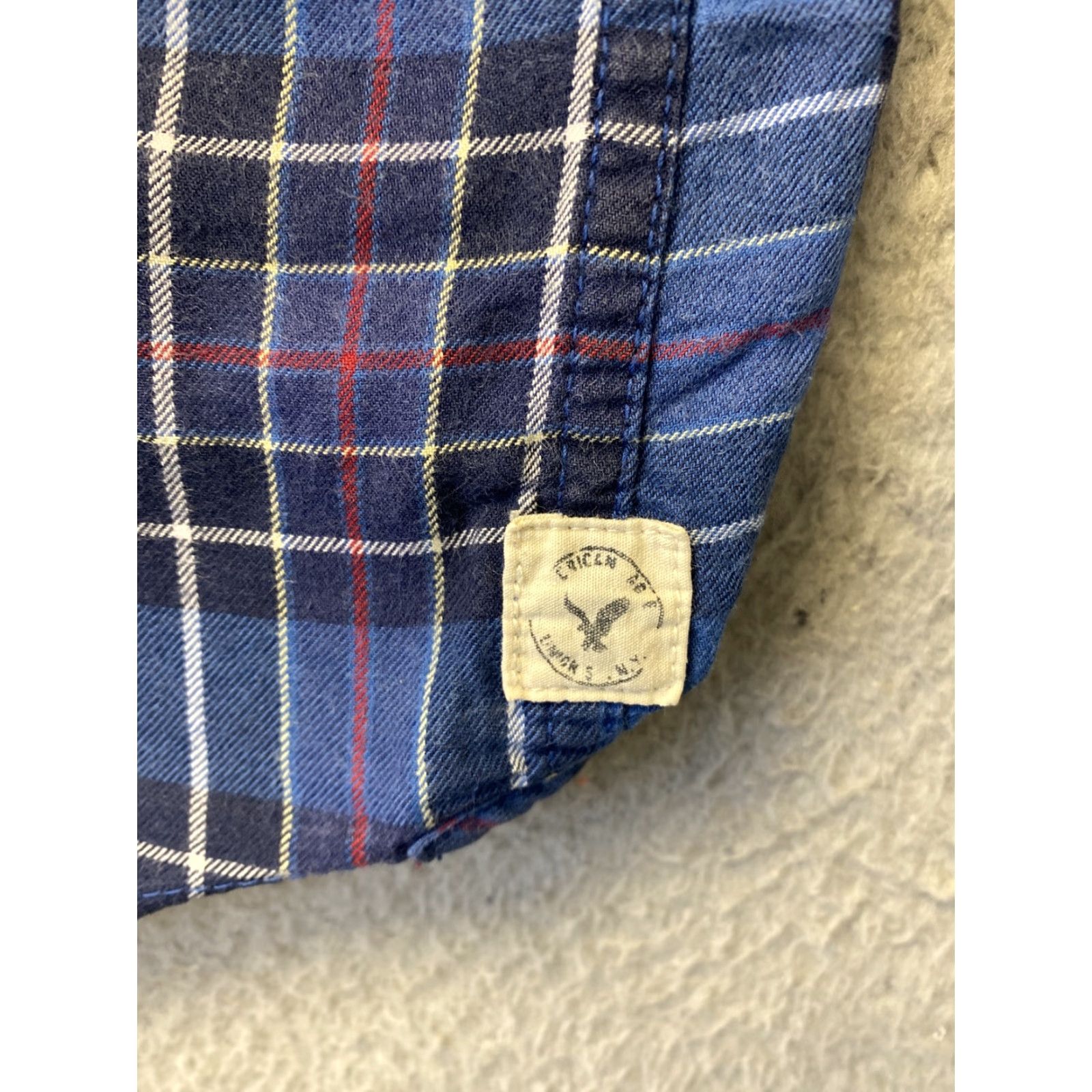 American Eagle Outfitters American Eagle Outfitters Button-Up Shirt Men's L Long Sleeve Blue Plaid Logo Shirt Size US L / EU 52-54 / 3 - 3 Thumbnail