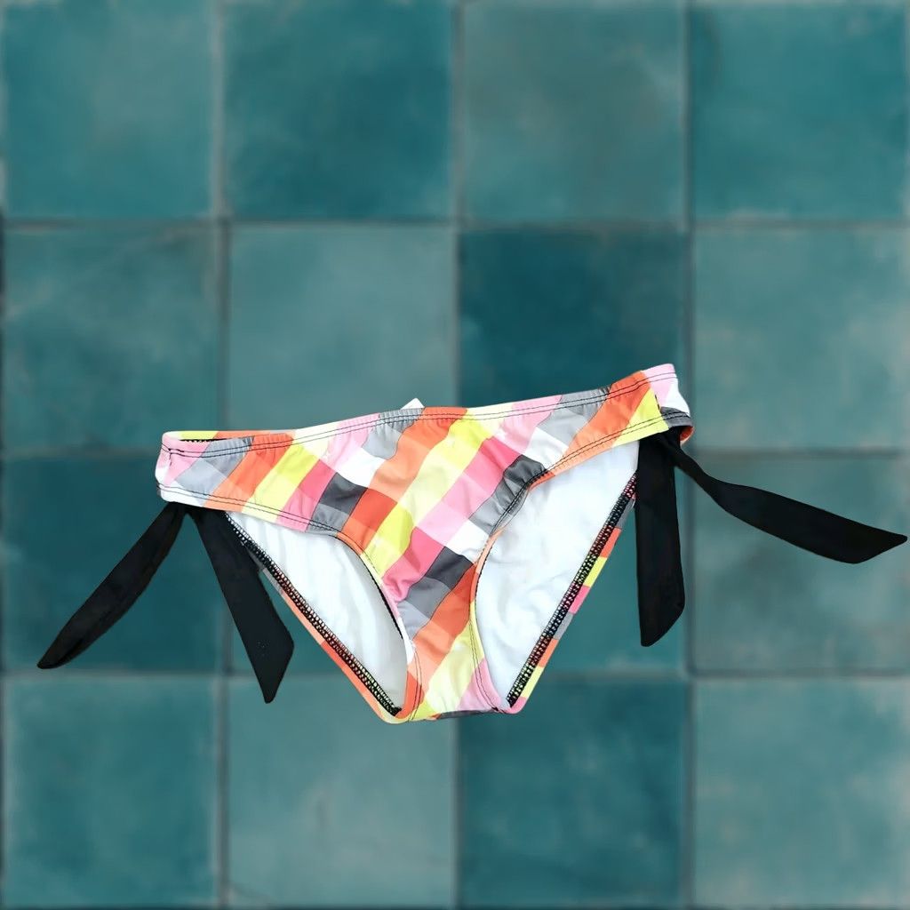 Hurley Hurley Women's Bikini Bottoms Plaid - Petite P Multicolor Spandex Polyester Hand Wash Only Hipster Beach 90s? Size 28" / US 6 / IT 42 - 1 Thumbnail