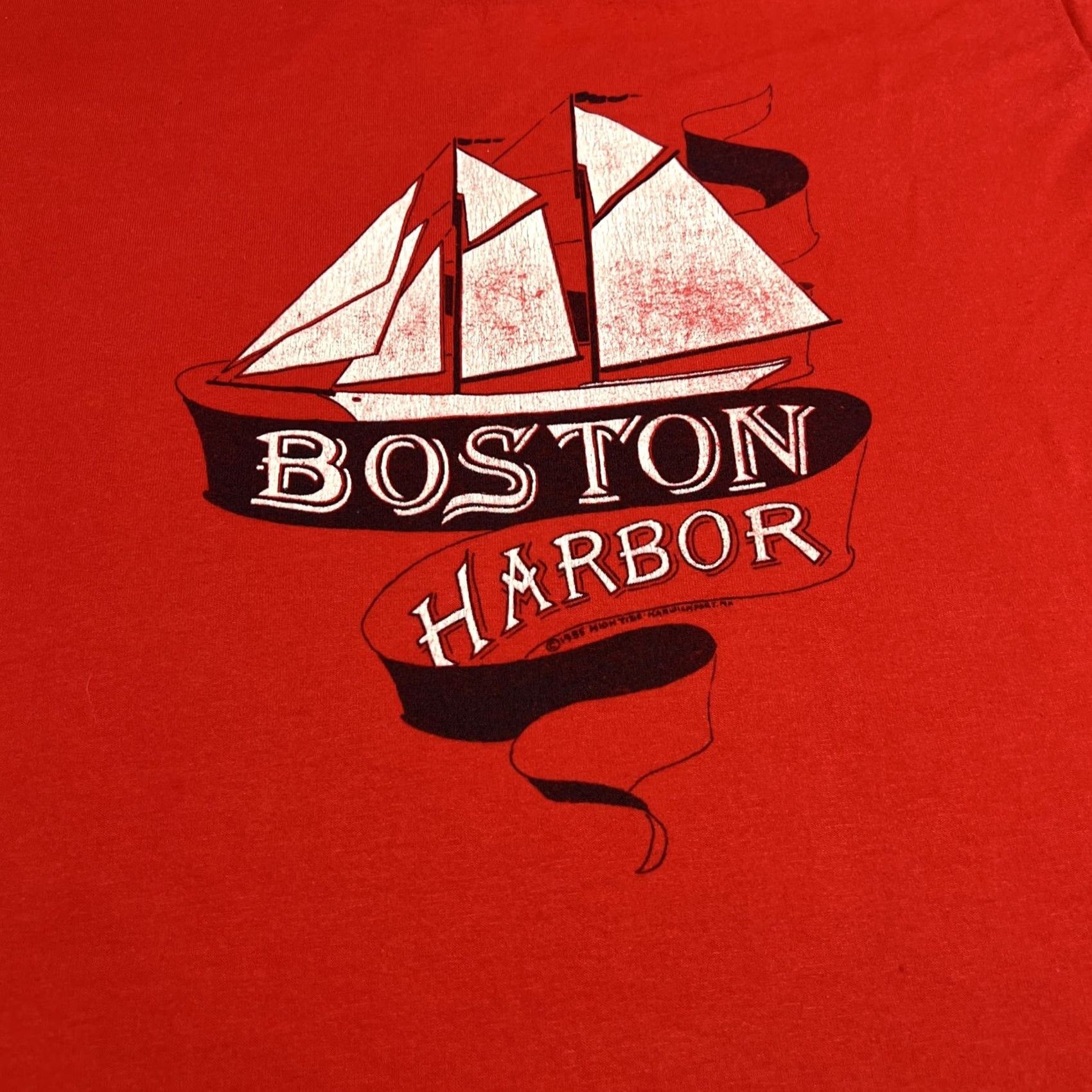 Jerzees VINTAGE Boston Harbor 1985 Jerzees Russell Red Graphic Shirt XL Unisex Short Sleeve Size US XL / EU 56 / 4 - 2 Thumbnail