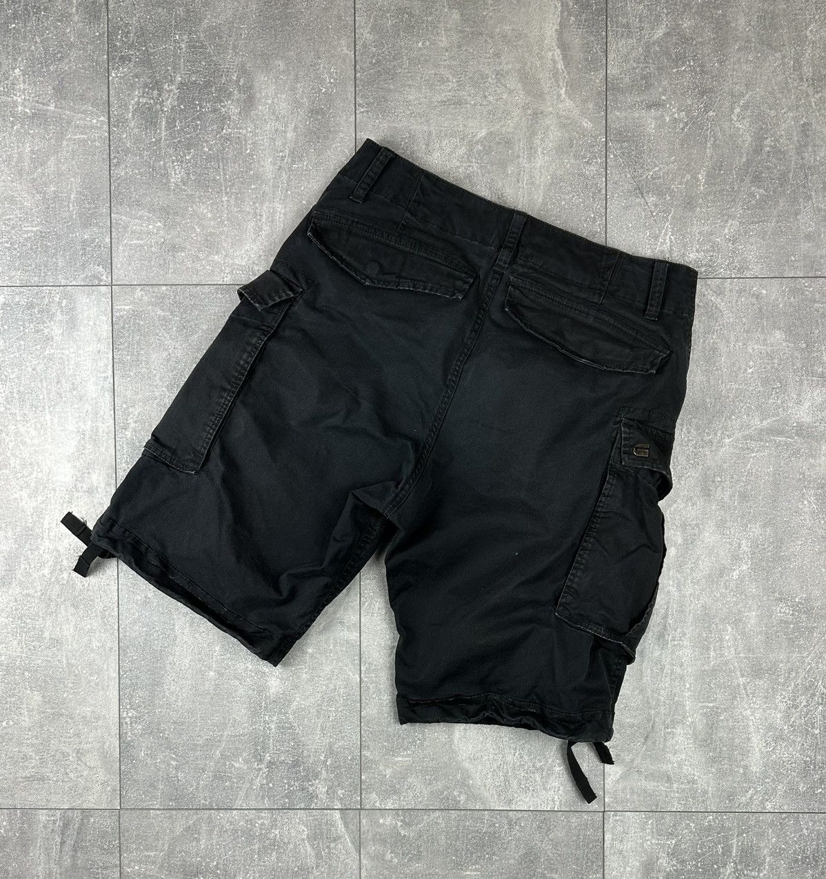 G-Star G Star Raw 3D Rovic Zip Relaxed 1/2 Cargo Short Size US 30 / EU 46 - 2 Thumbnail