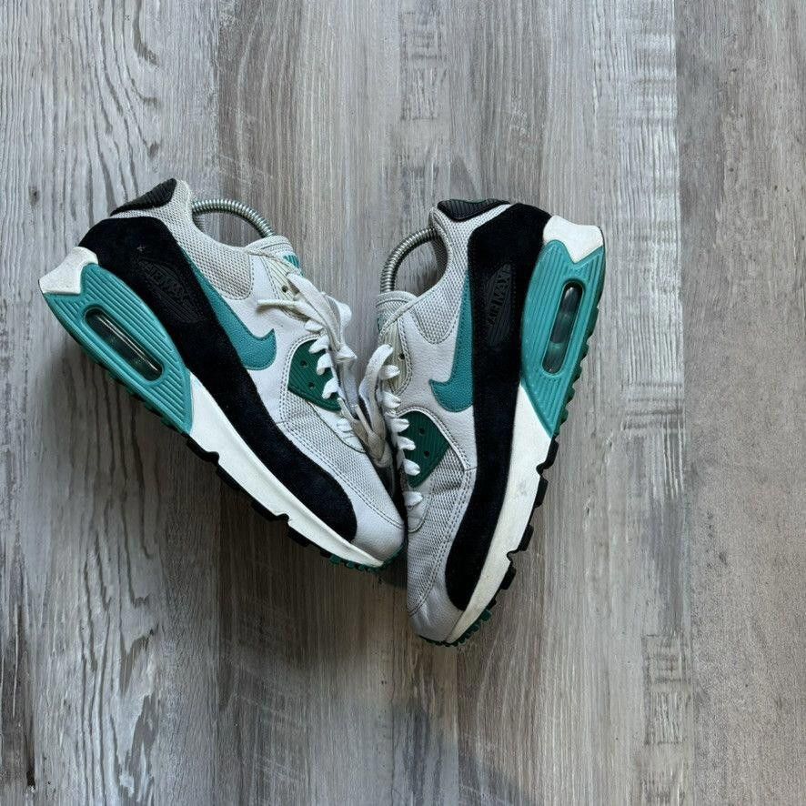 Nike NIKE • WMNS Air Max '90 Essential "Emerald" (6.5M) Size US 6.5 / EU 39-40 - 8 Thumbnail