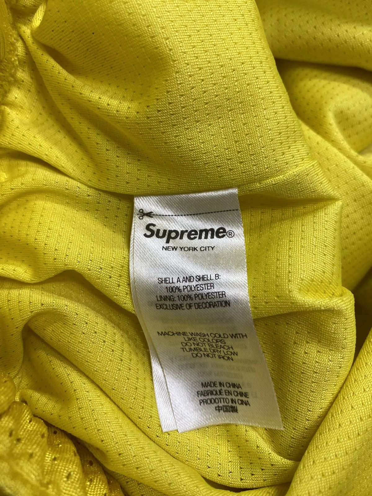 Supreme Supreme Ronin Mesh Short Yellow (SS23) Size US 32 / EU 48 - 8 Thumbnail