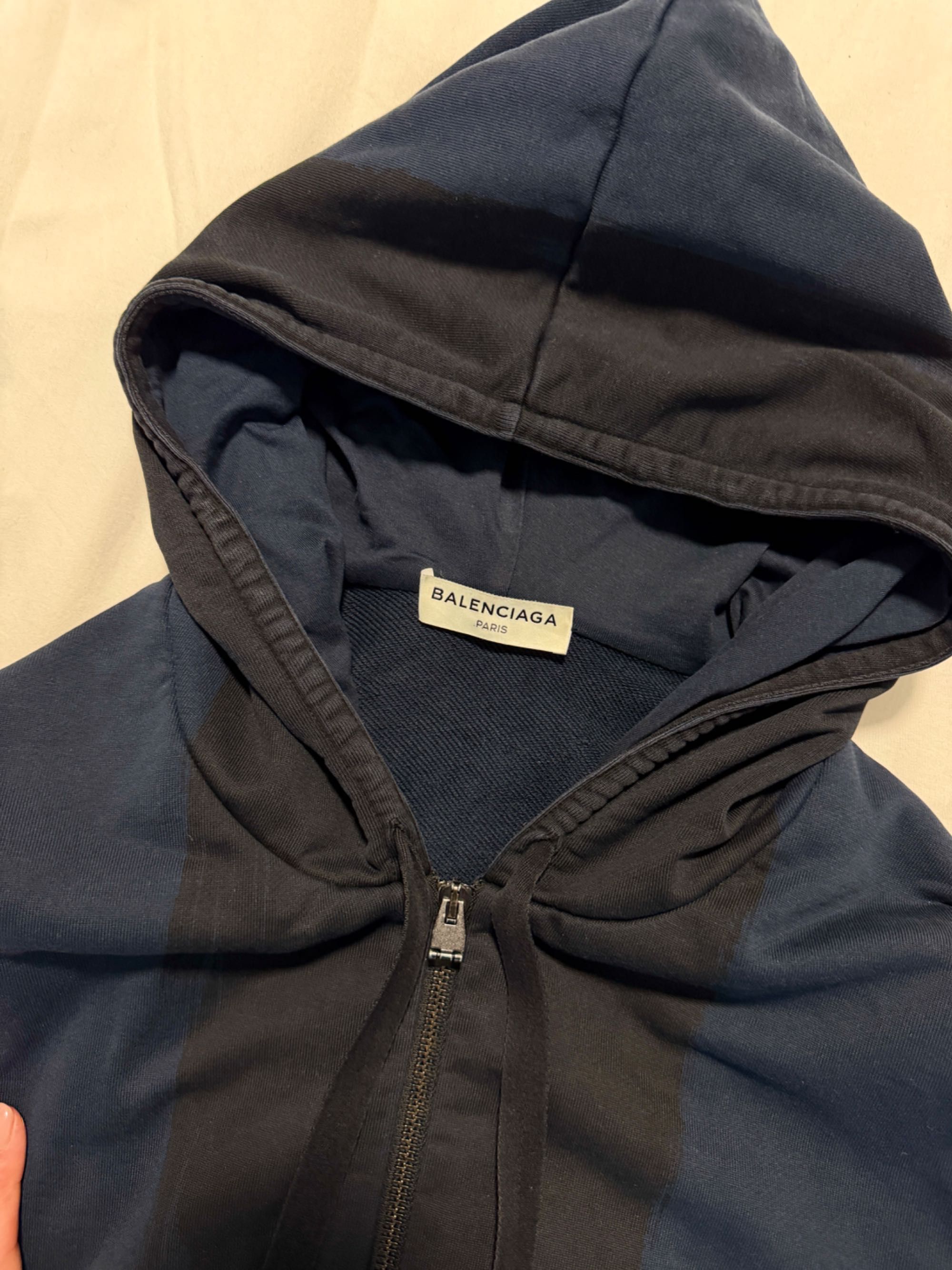 Balenciaga Balenciaga Hoodie Size US S / EU 44-46 / 1 - 1 Thumbnail