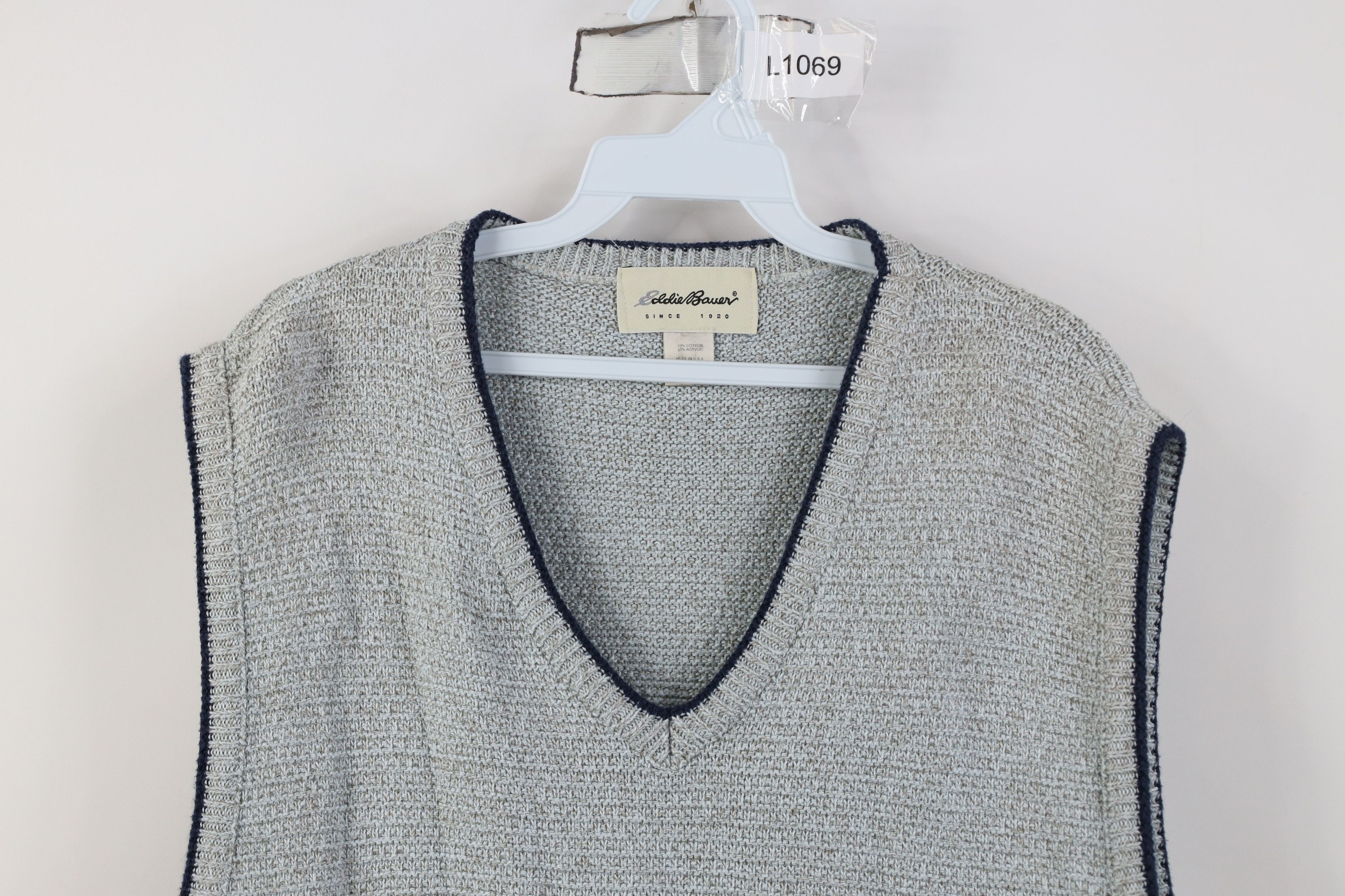 Eddie Bauer Vintage 90s Eddie Bauer Knit V-Neck Sweater Vest Gray USA Size US L / EU 52-54 / 3 - 2 Thumbnail