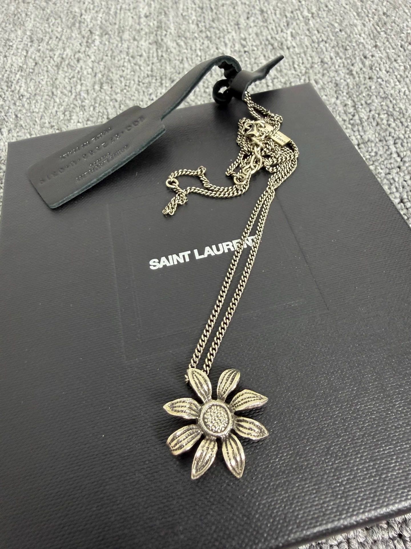 SLP 16ss 8-petal sunflower twisted chain necklace