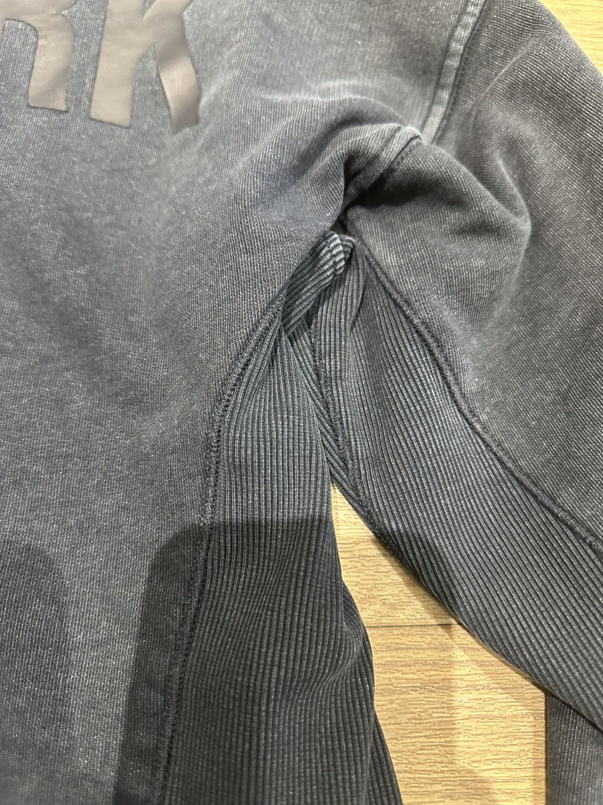 Gymshark Gymshark long sleeve Size US L / EU 52-54 / 3 - 5 Thumbnail