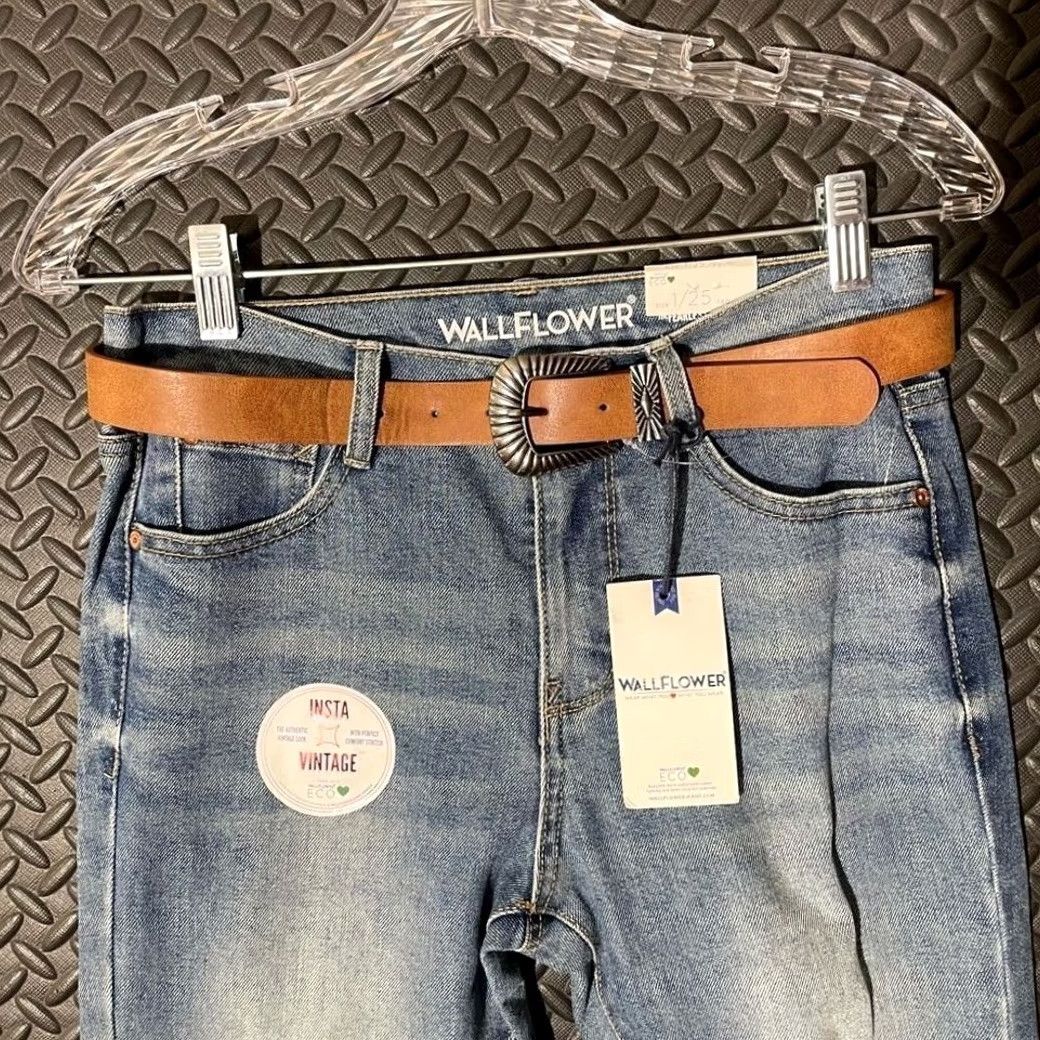 Vintage WallFlower Jeans NWT Super High Rise Womens Blue Vintage Flare 28 Size 28" / US 6 / IT 42 - 3 Thumbnail