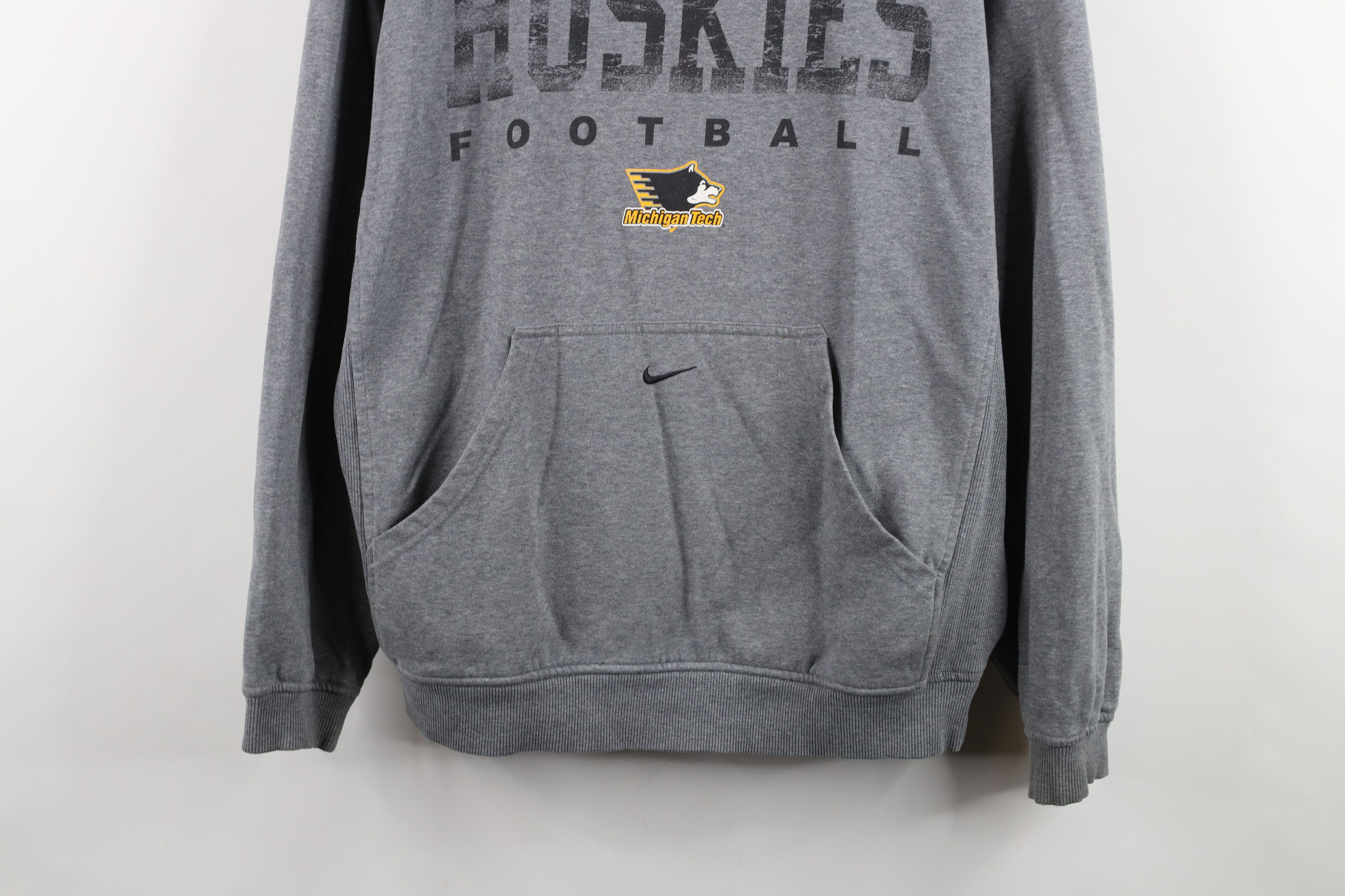 Nike × Vintage Vintage Nike Swoosh Michigan Tech University Football Hoodie Size US M / EU 48-50 / 2 - 3 Thumbnail