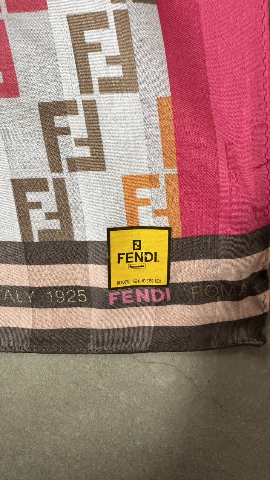 Fendi VINTAGE FENDI ROMA ITALY 1925 MINI SCARF Size ONE SIZE - 3 Thumbnail